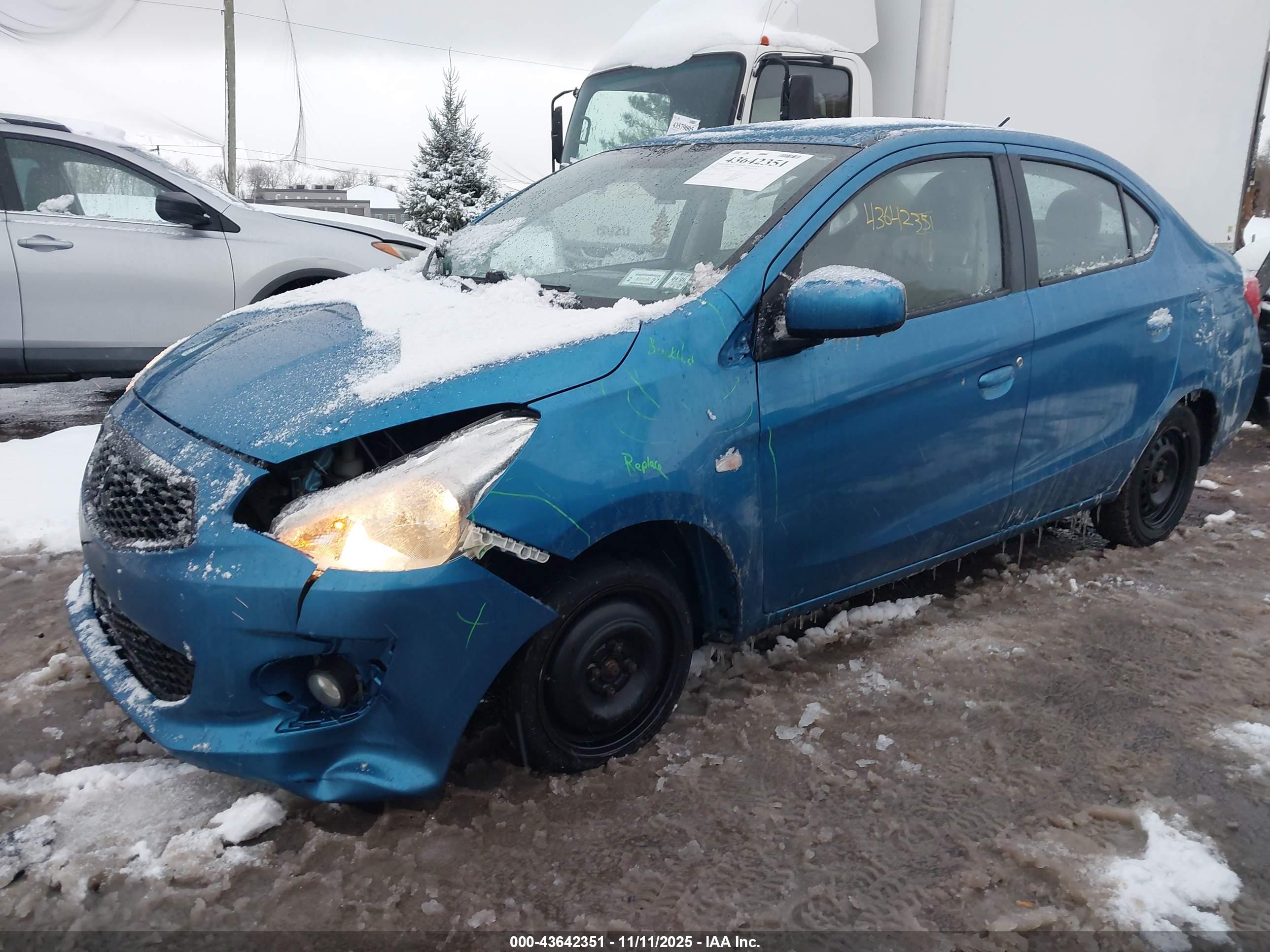 MITSUBISHI MIRAGE image 2
