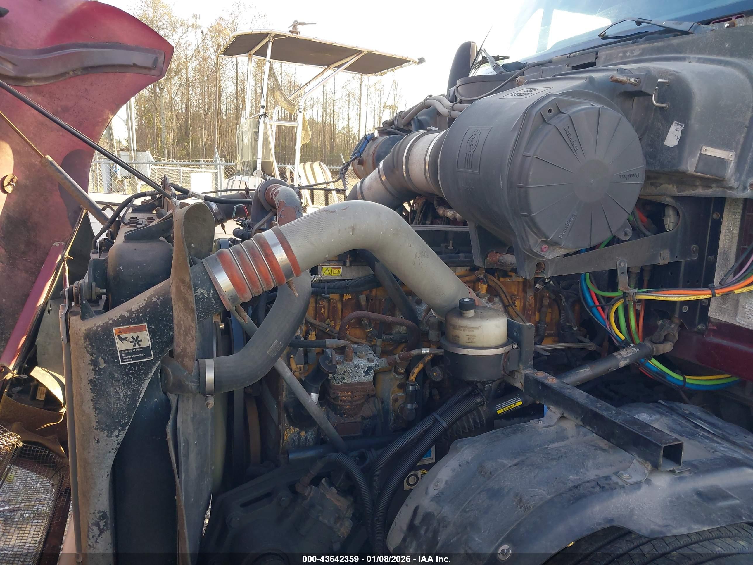 KENWORTH CONSTRUCTION image 10