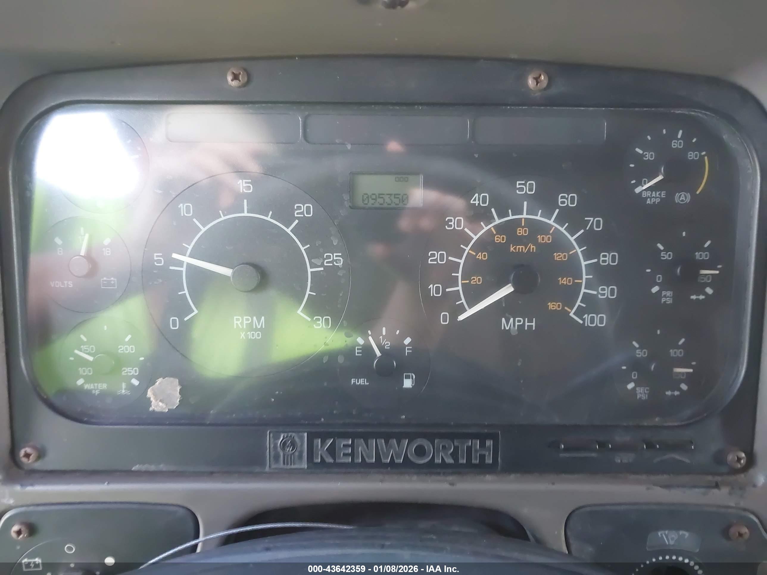 KENWORTH CONSTRUCTION image 6