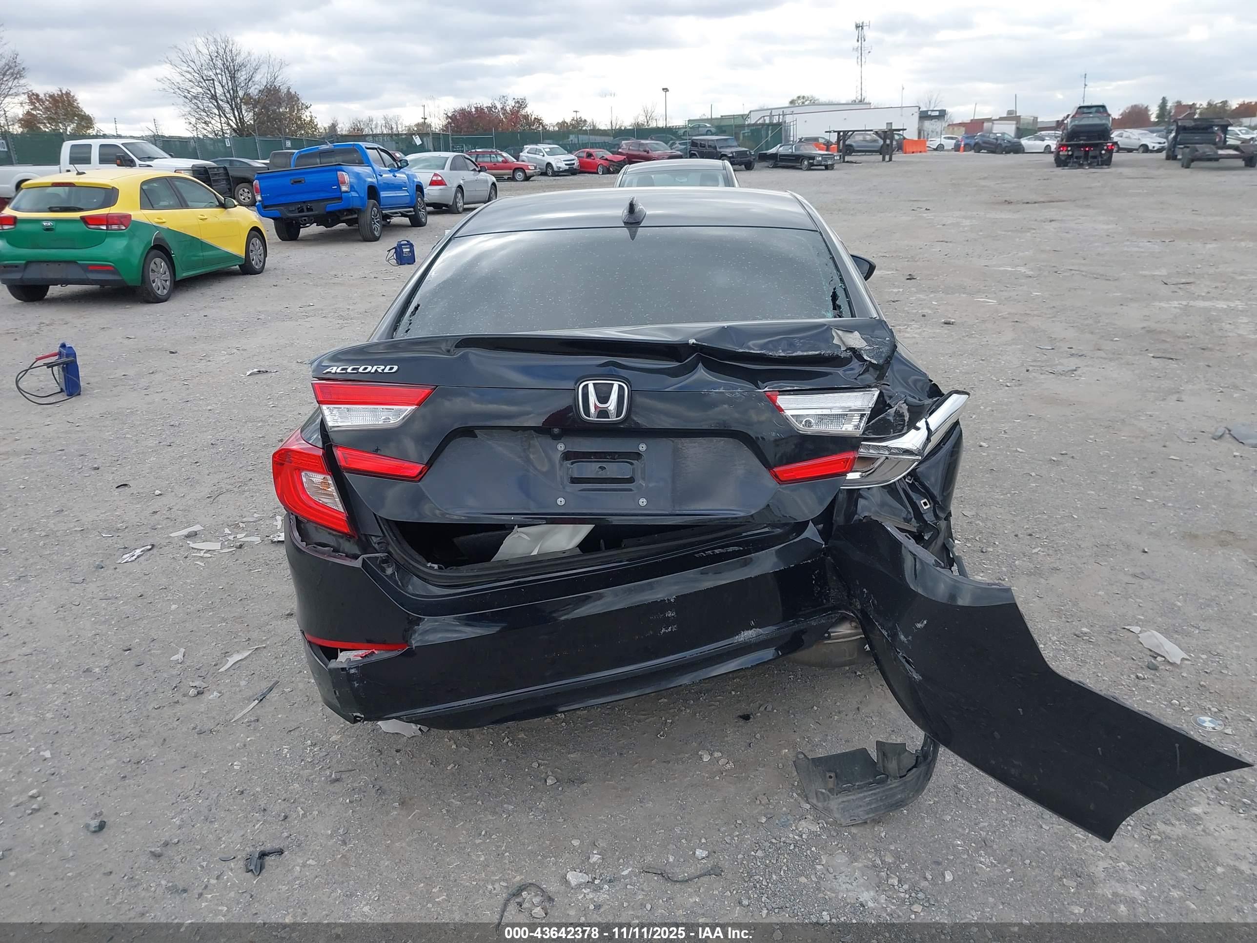HONDA ACCORD image 6