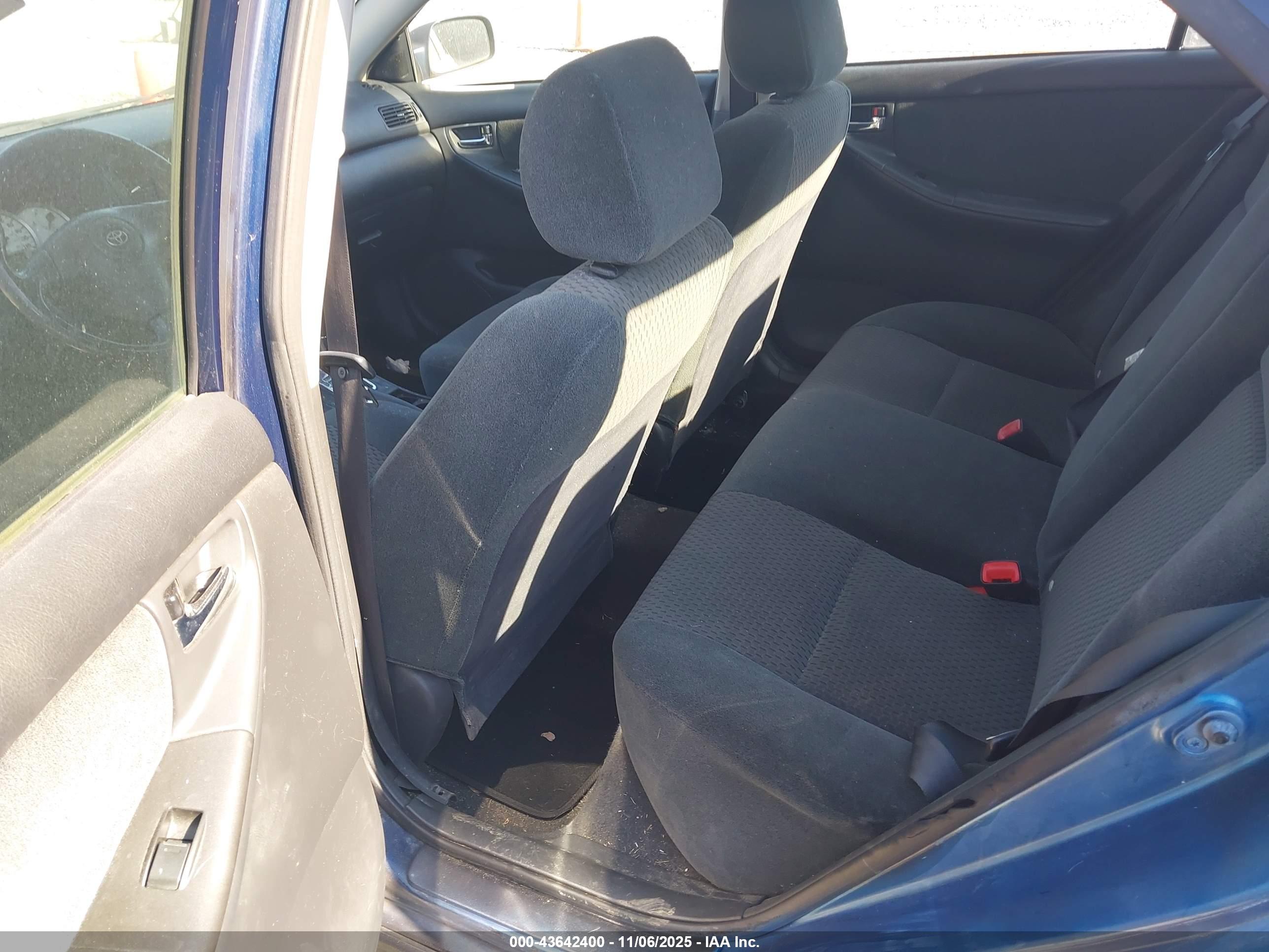 TOYOTA COROLLA image 8