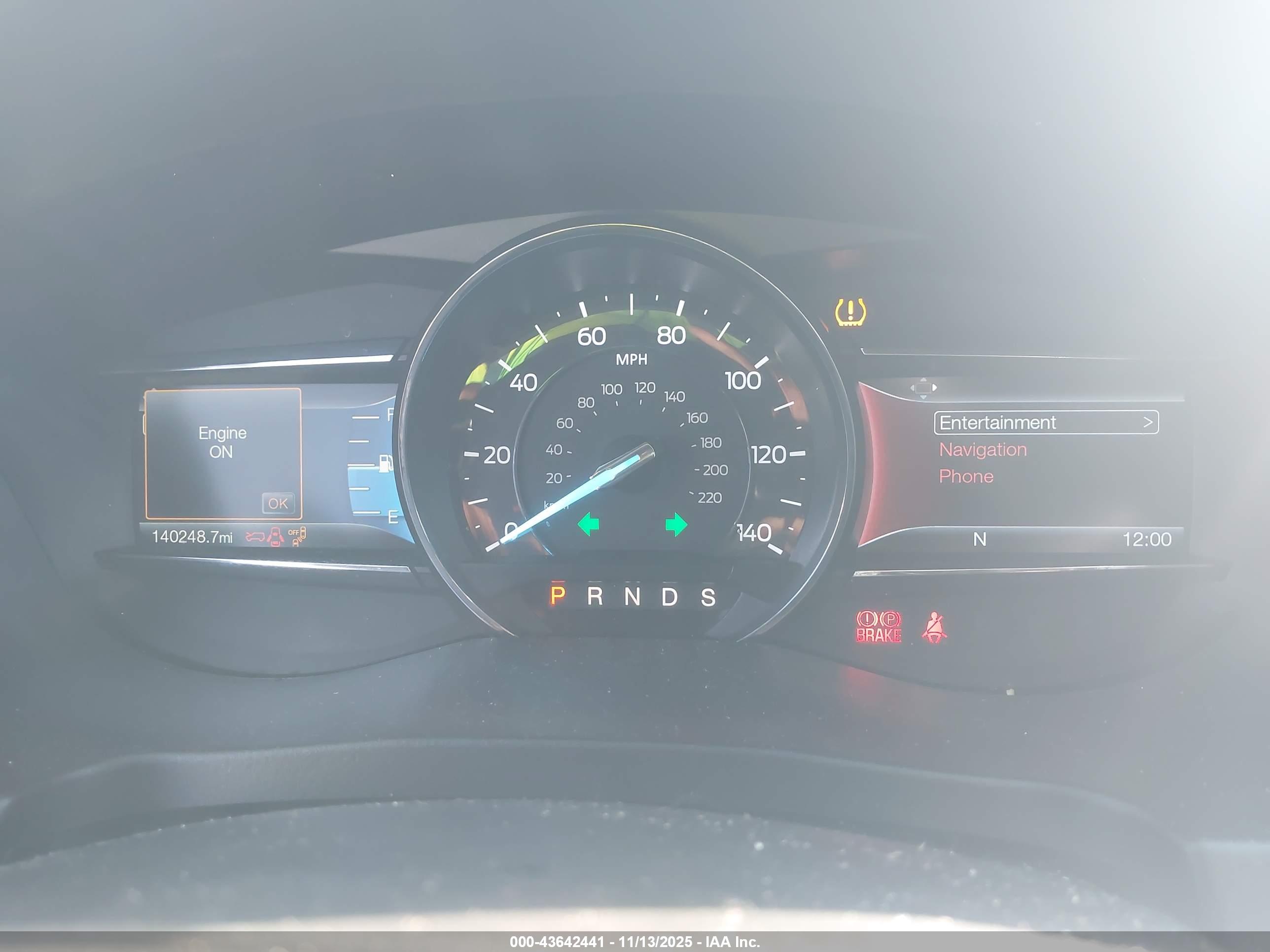 FORD EXPLORER image 7