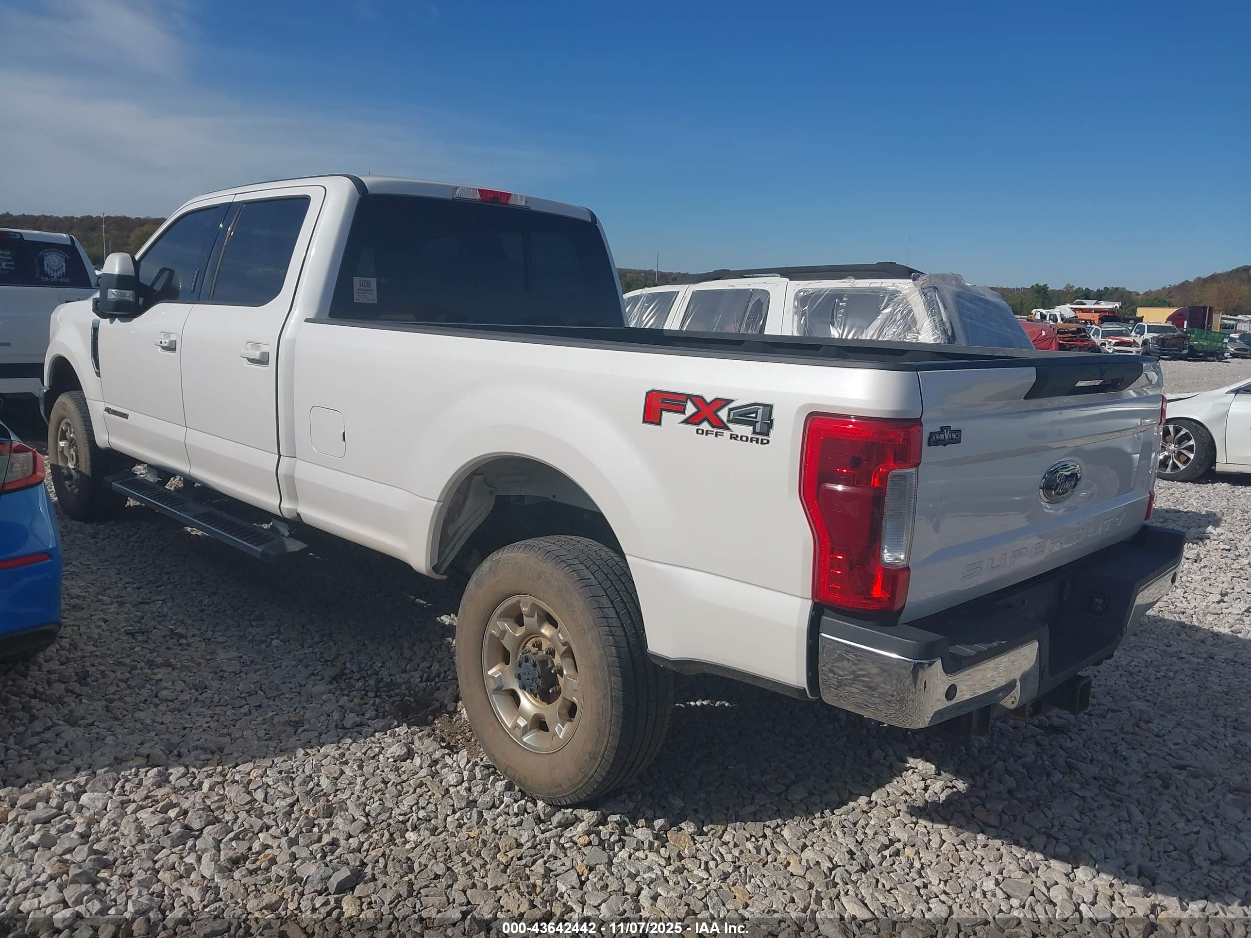 FORD F-350 image 3