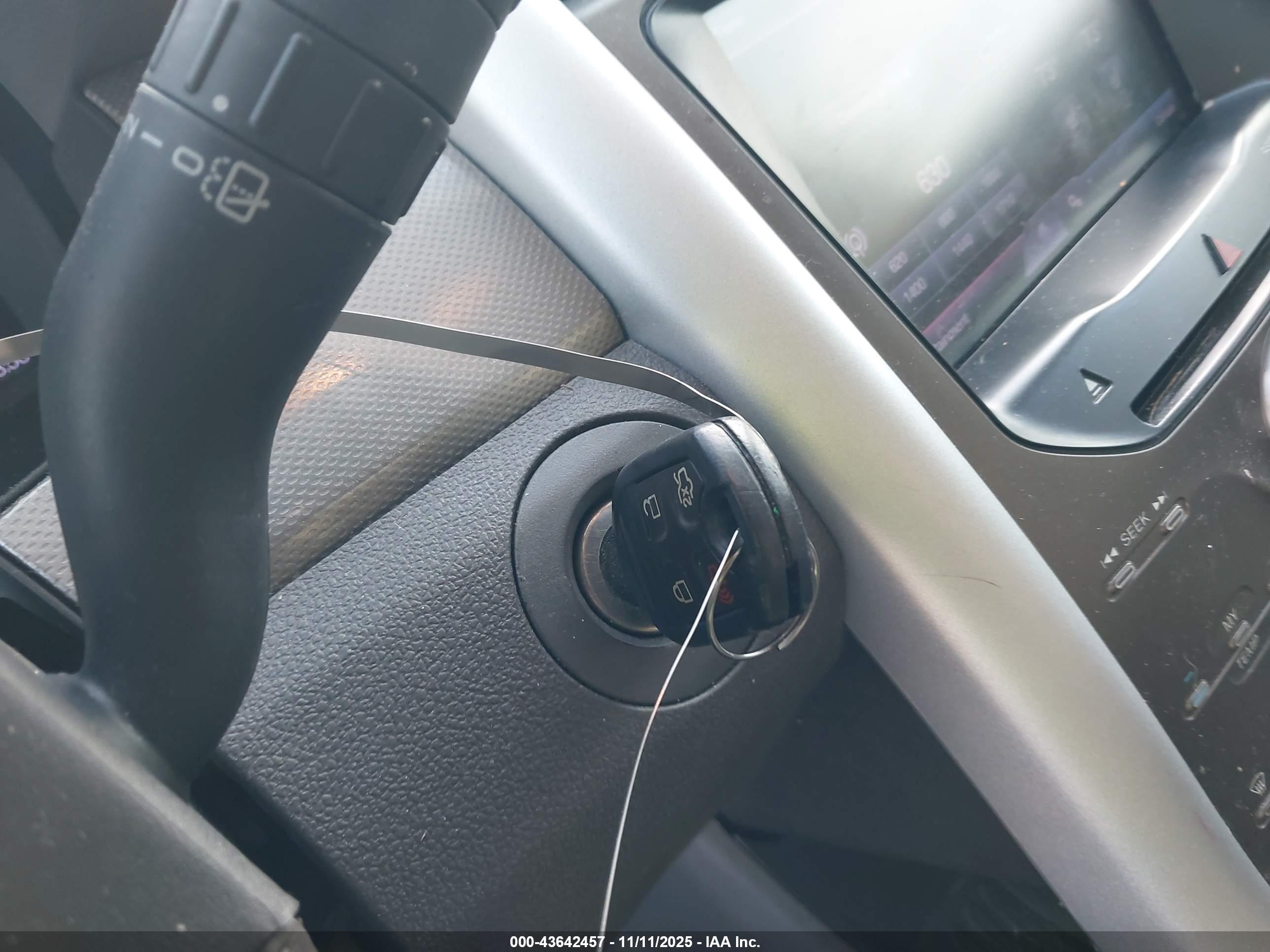 FORD EDGE image 11