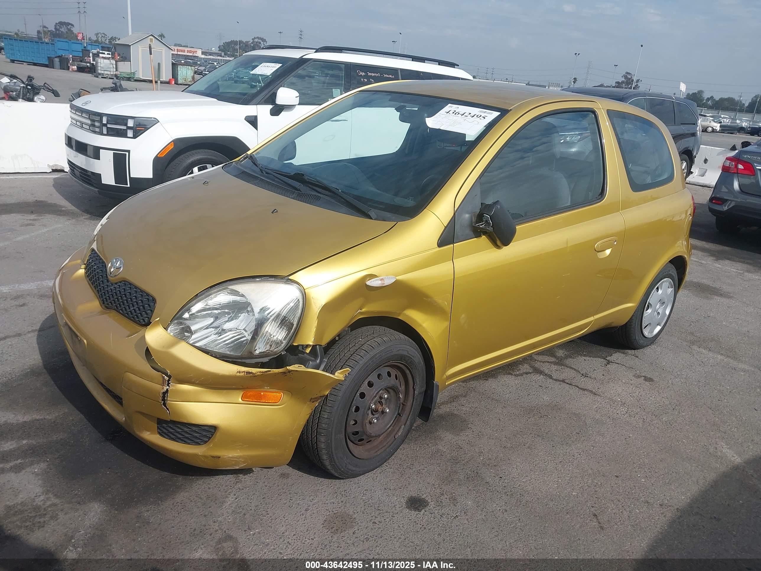 TOYOTA ECHO image 2