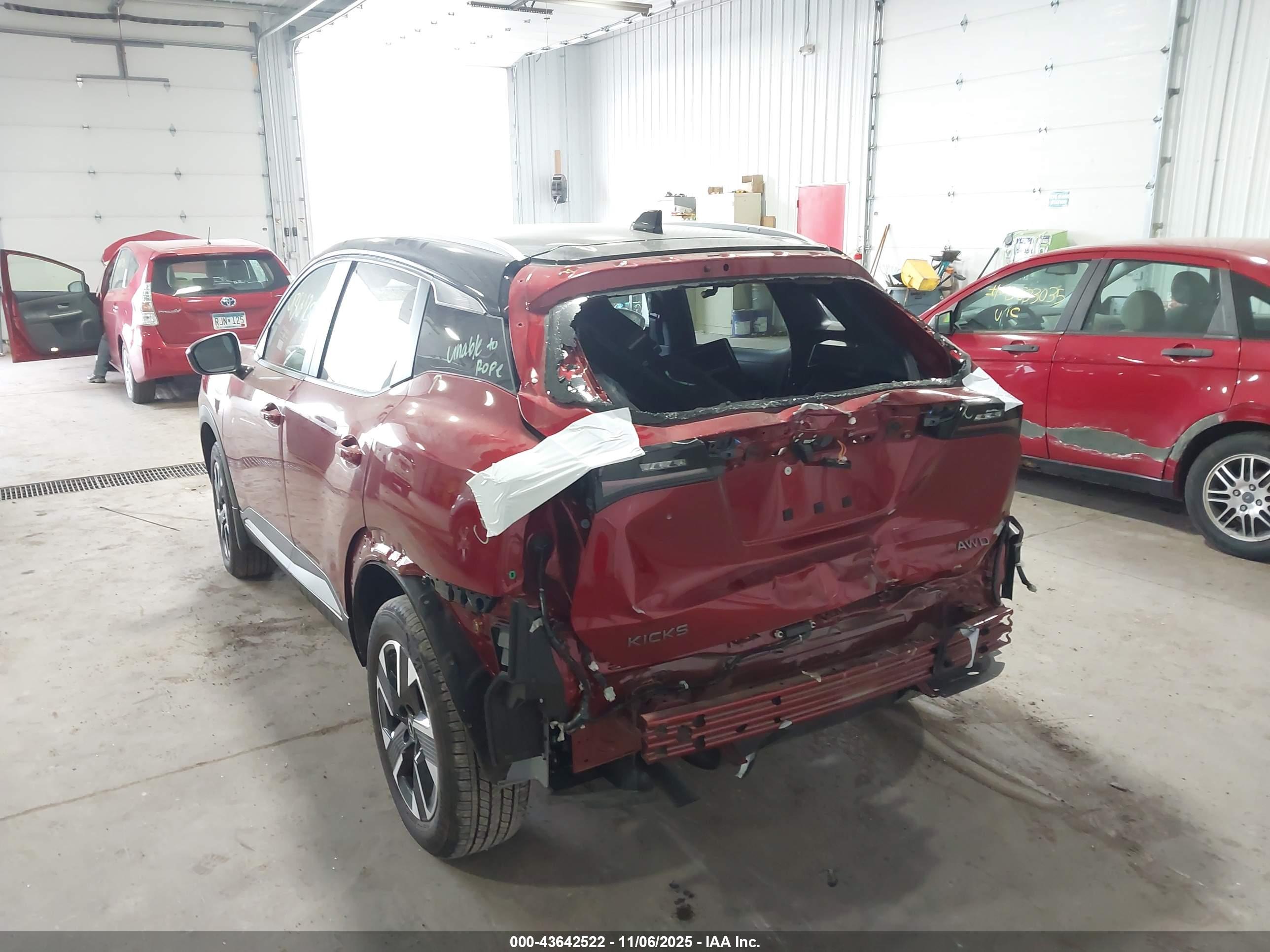 NISSAN KICKS image 6