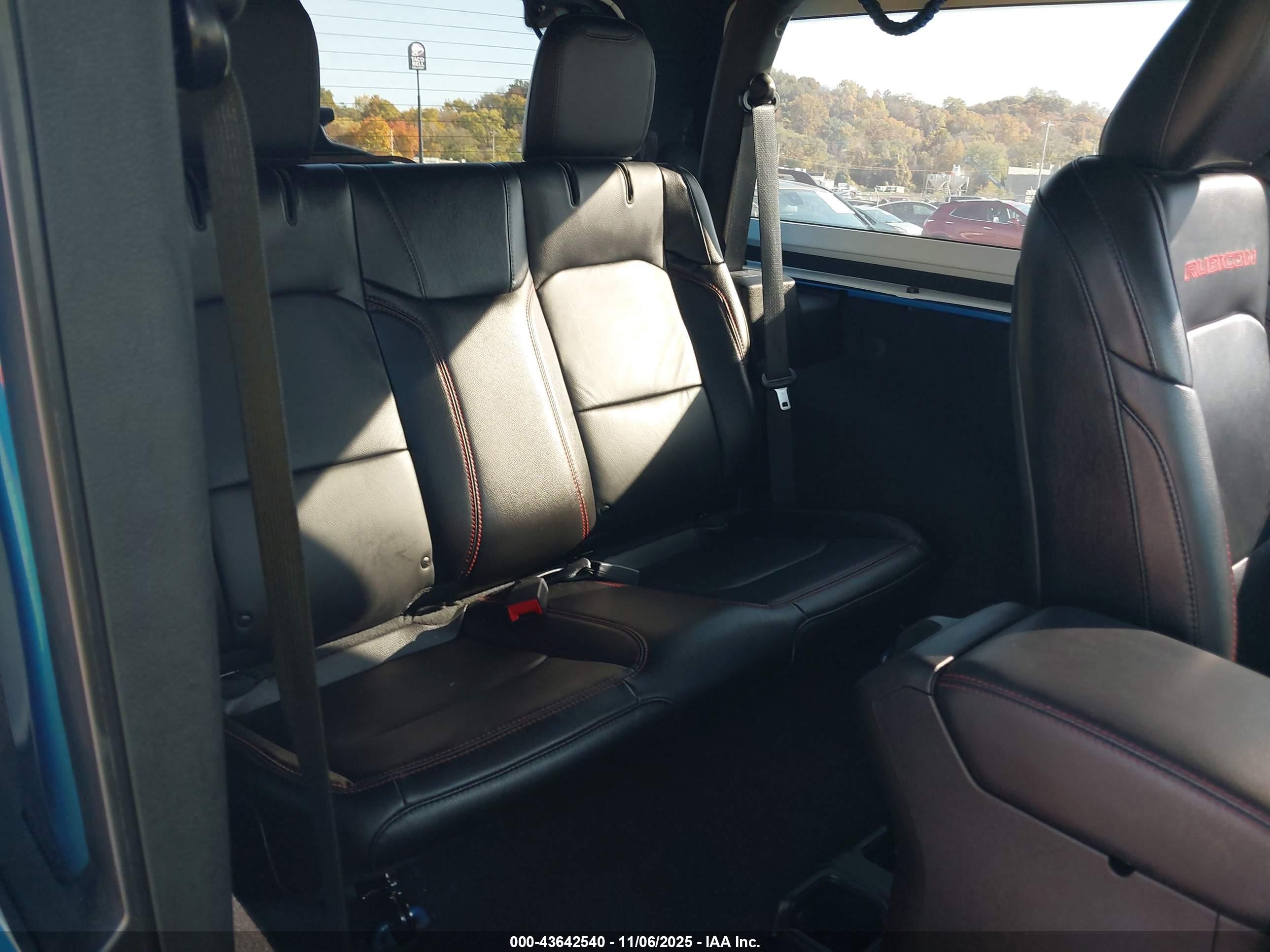 JEEP WRANGLER image 8