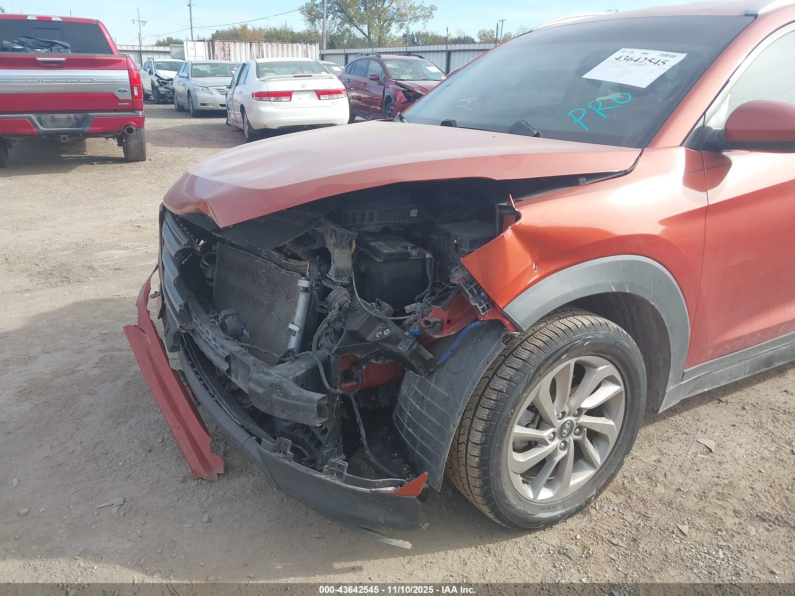 HYUNDAI TUCSON image 6