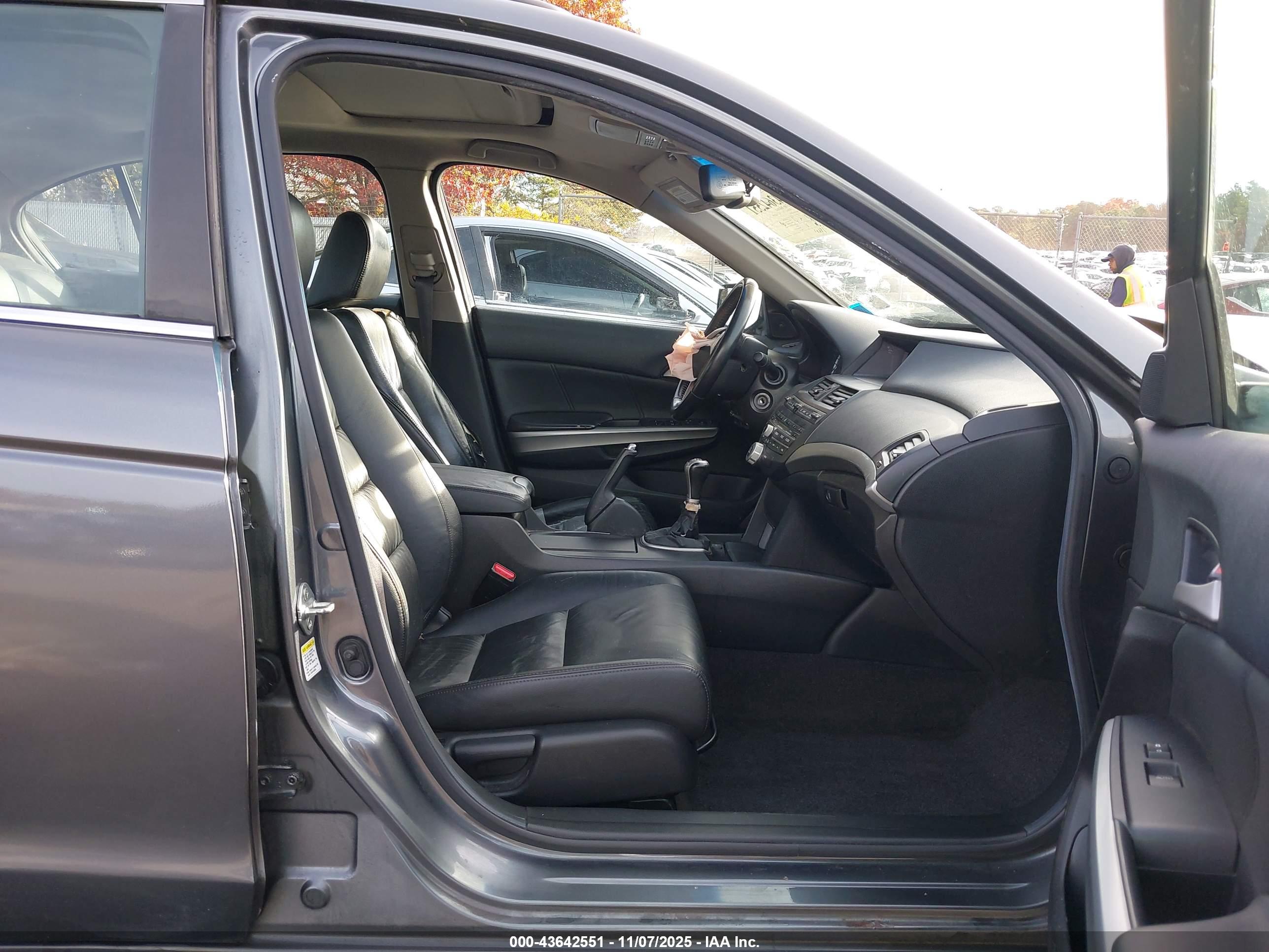 HONDA ACCORD image 5