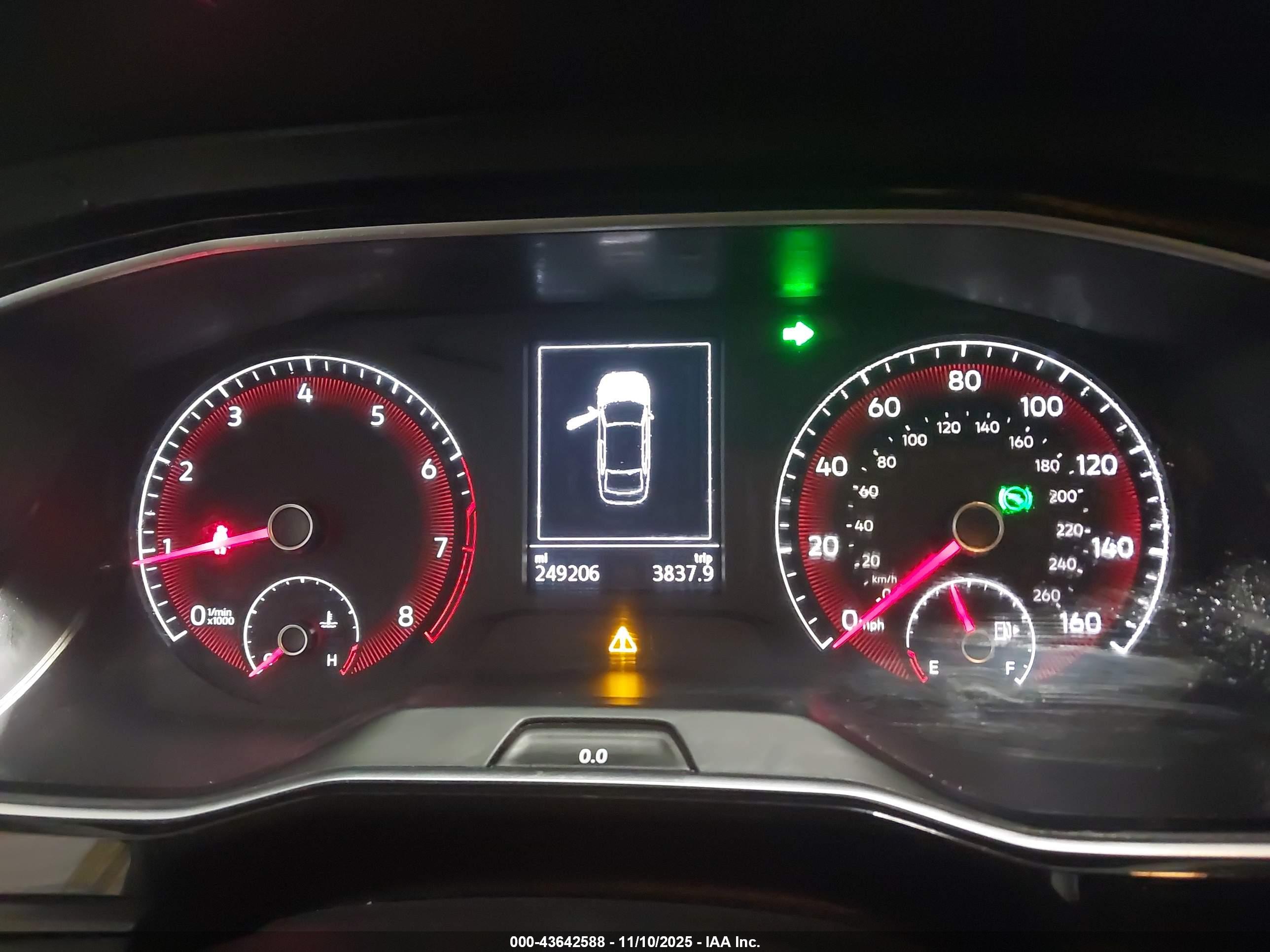 VOLKSWAGEN JETTA image 7