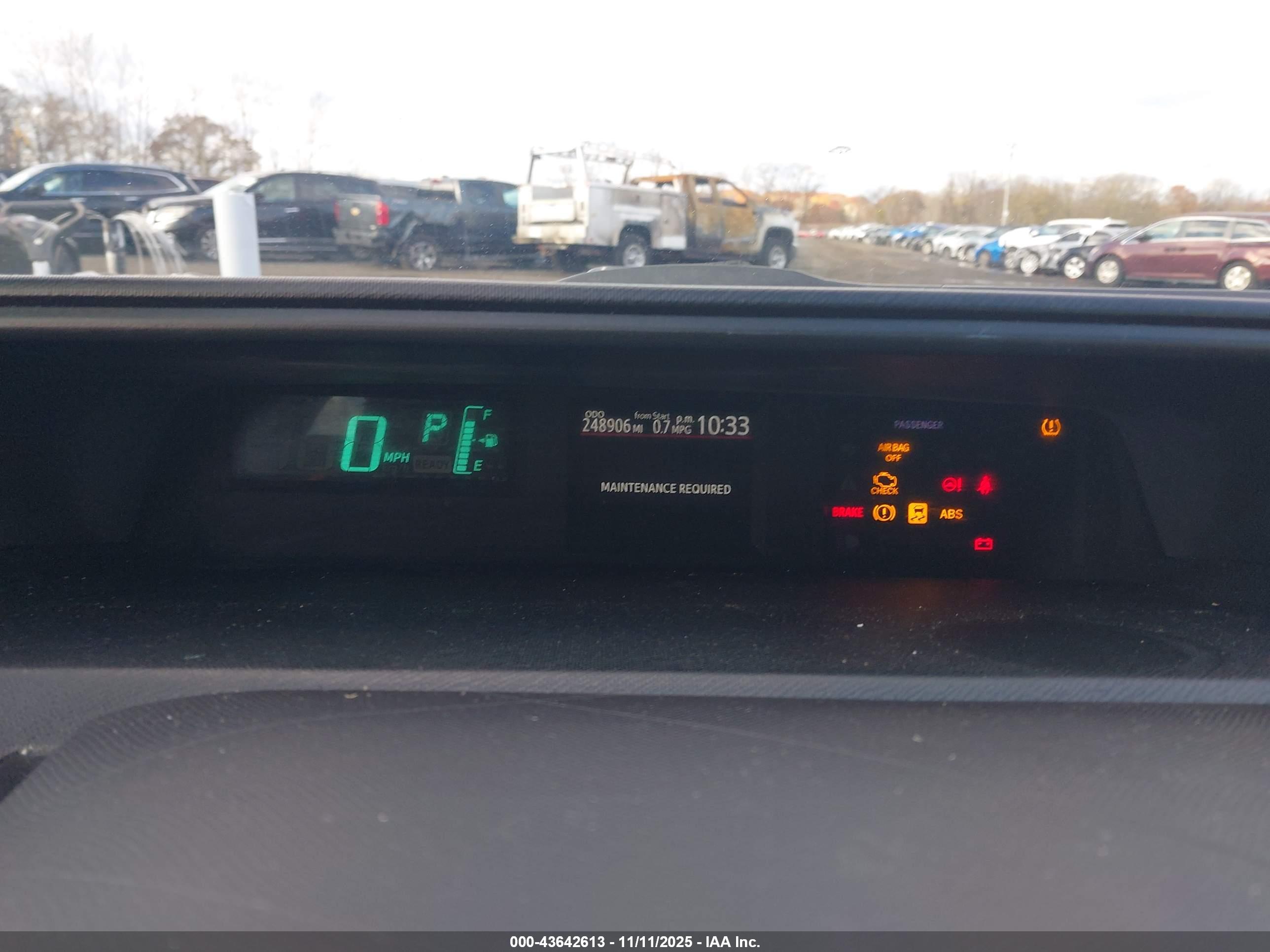 TOYOTA PRIUS image 7