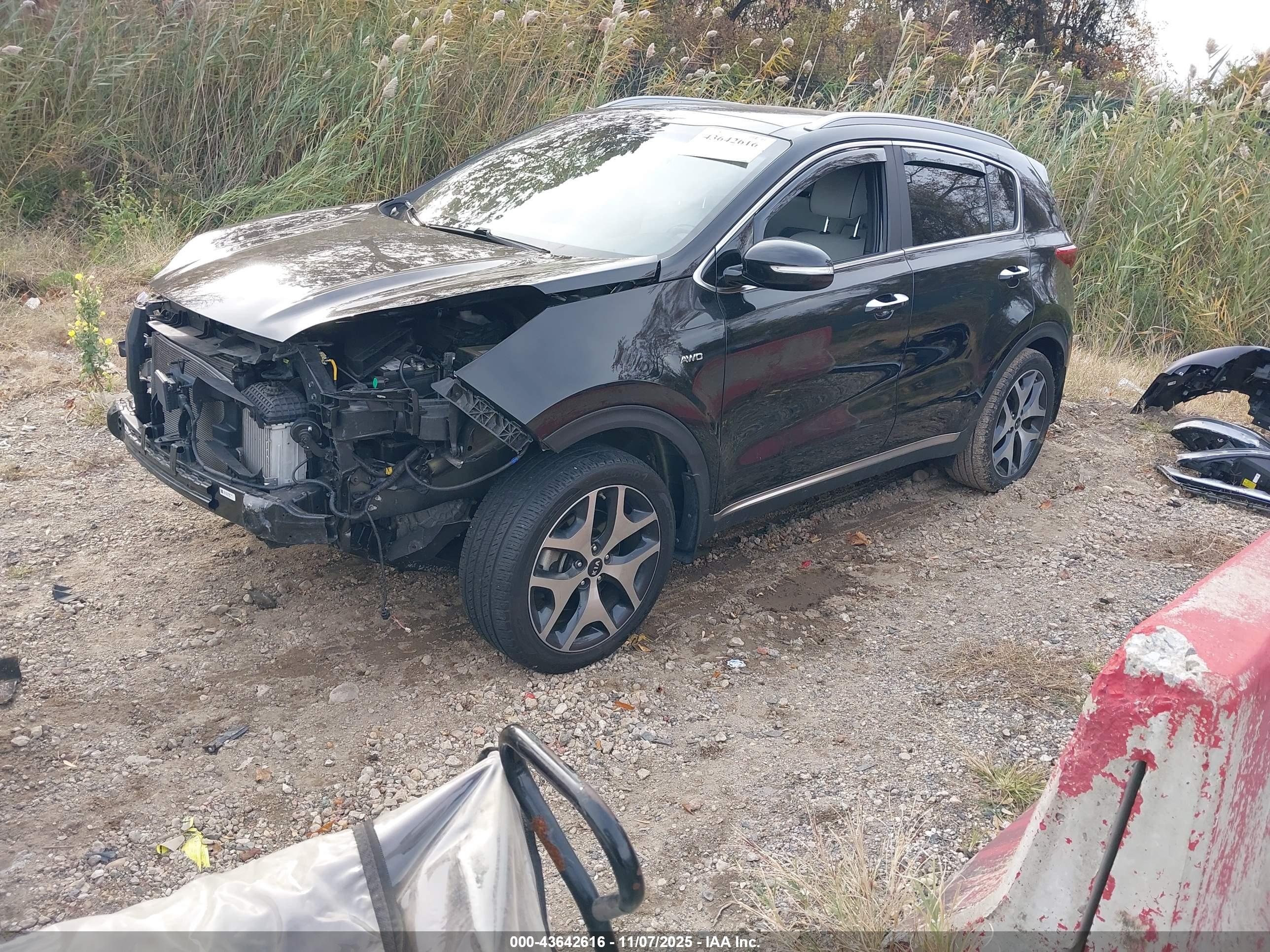 KIA SPORTAGE image 2