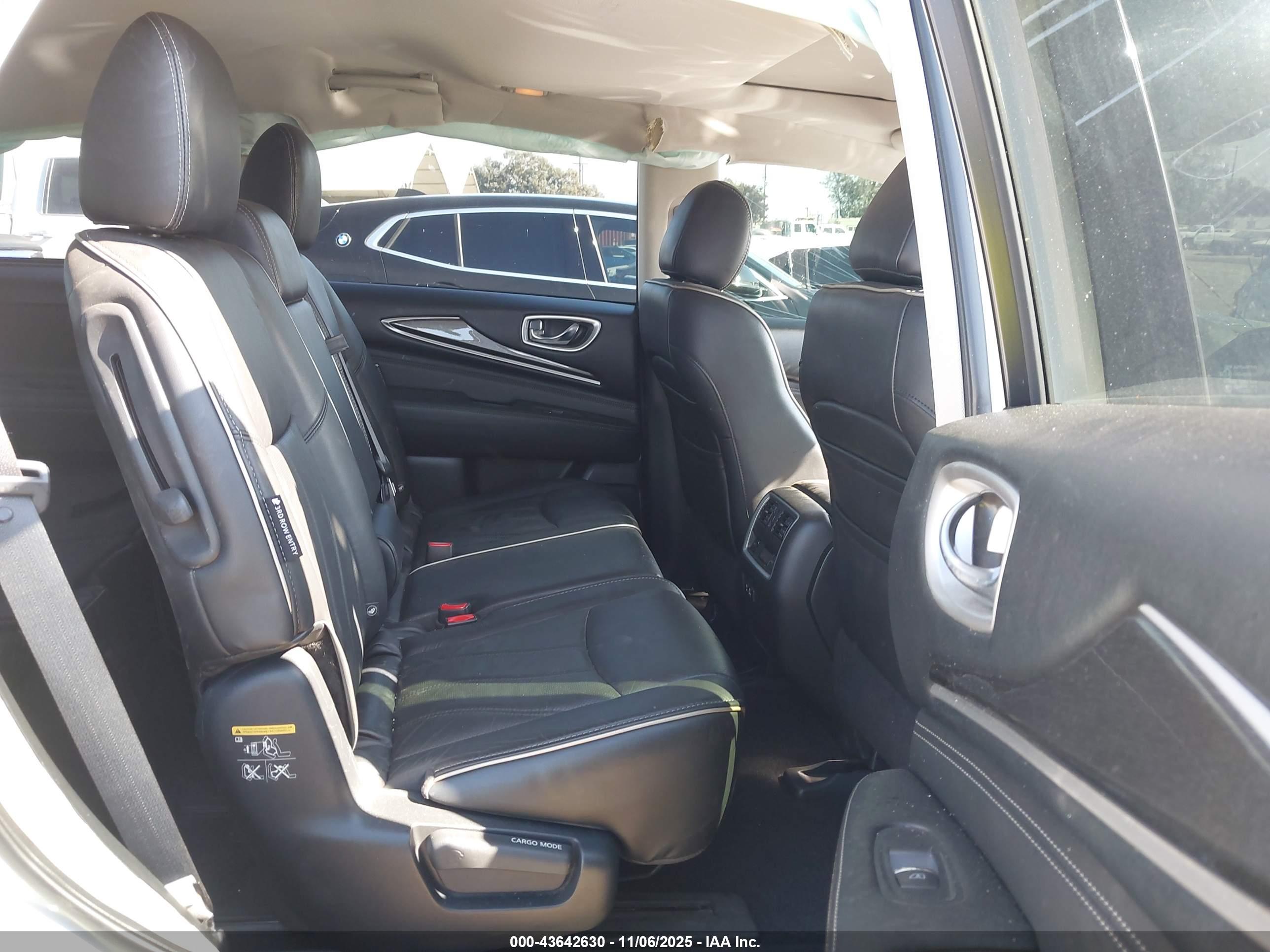INFINITI QX60 image 8