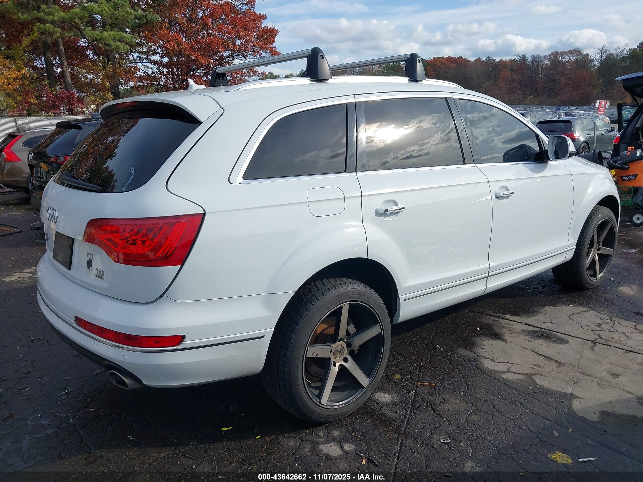 AUDI Q7 image 4