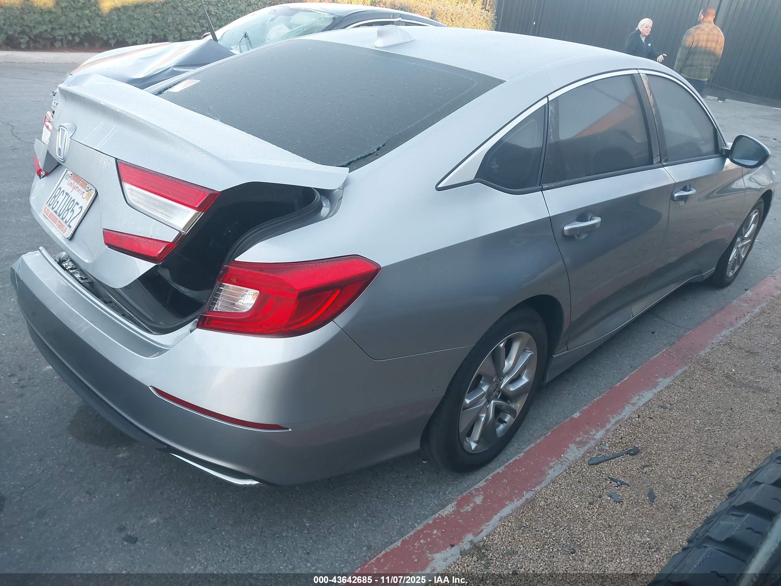 HONDA ACCORD image 4