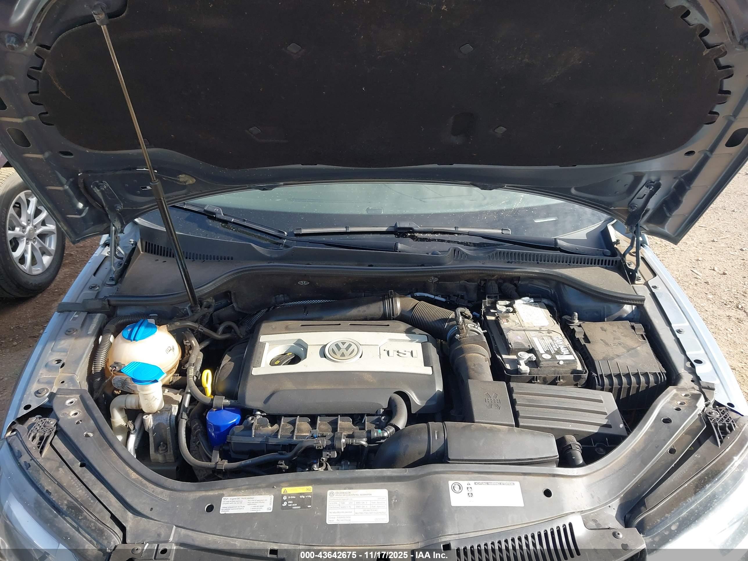 VOLKSWAGEN EOS image 10