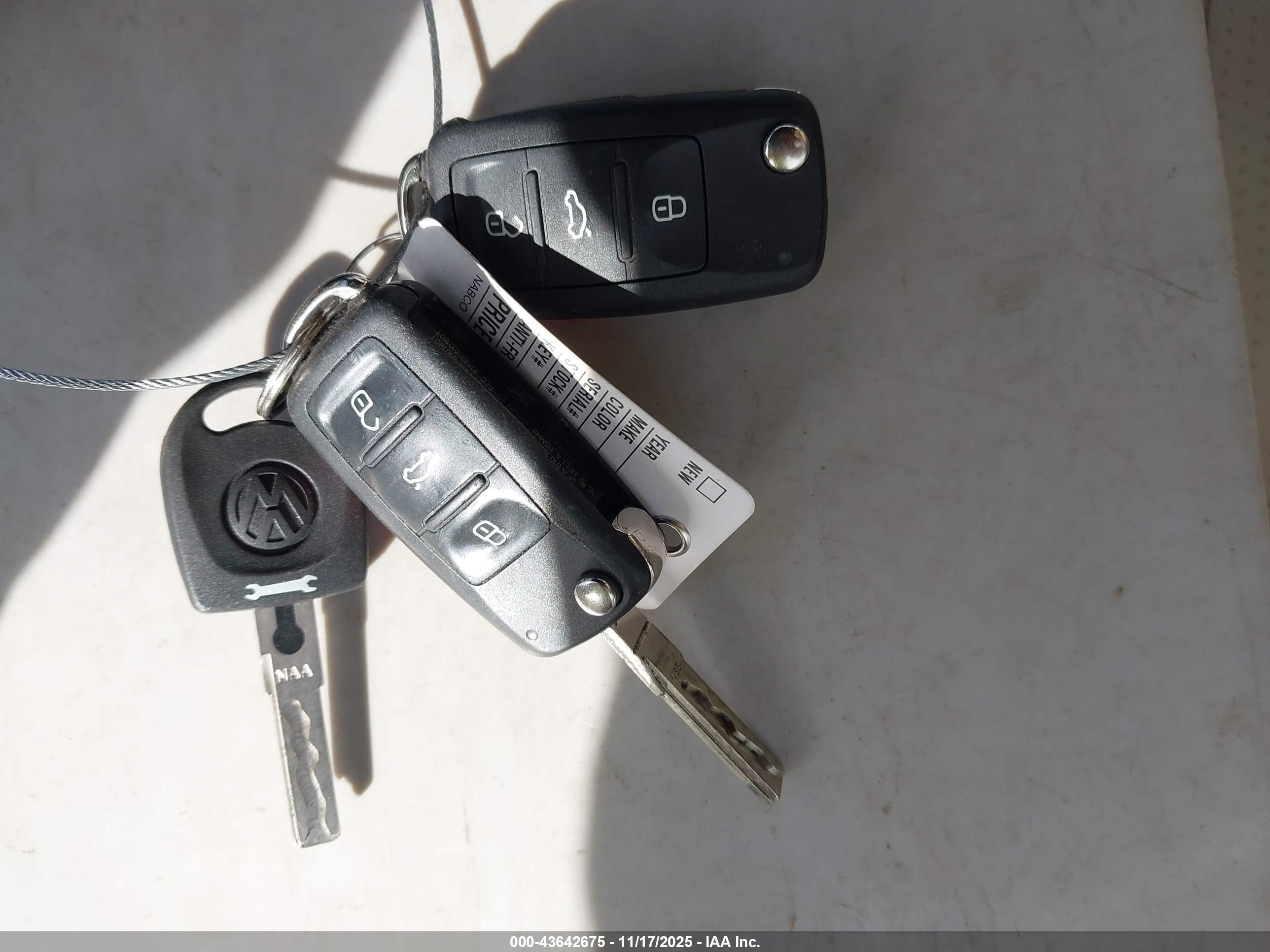 VOLKSWAGEN EOS image 11