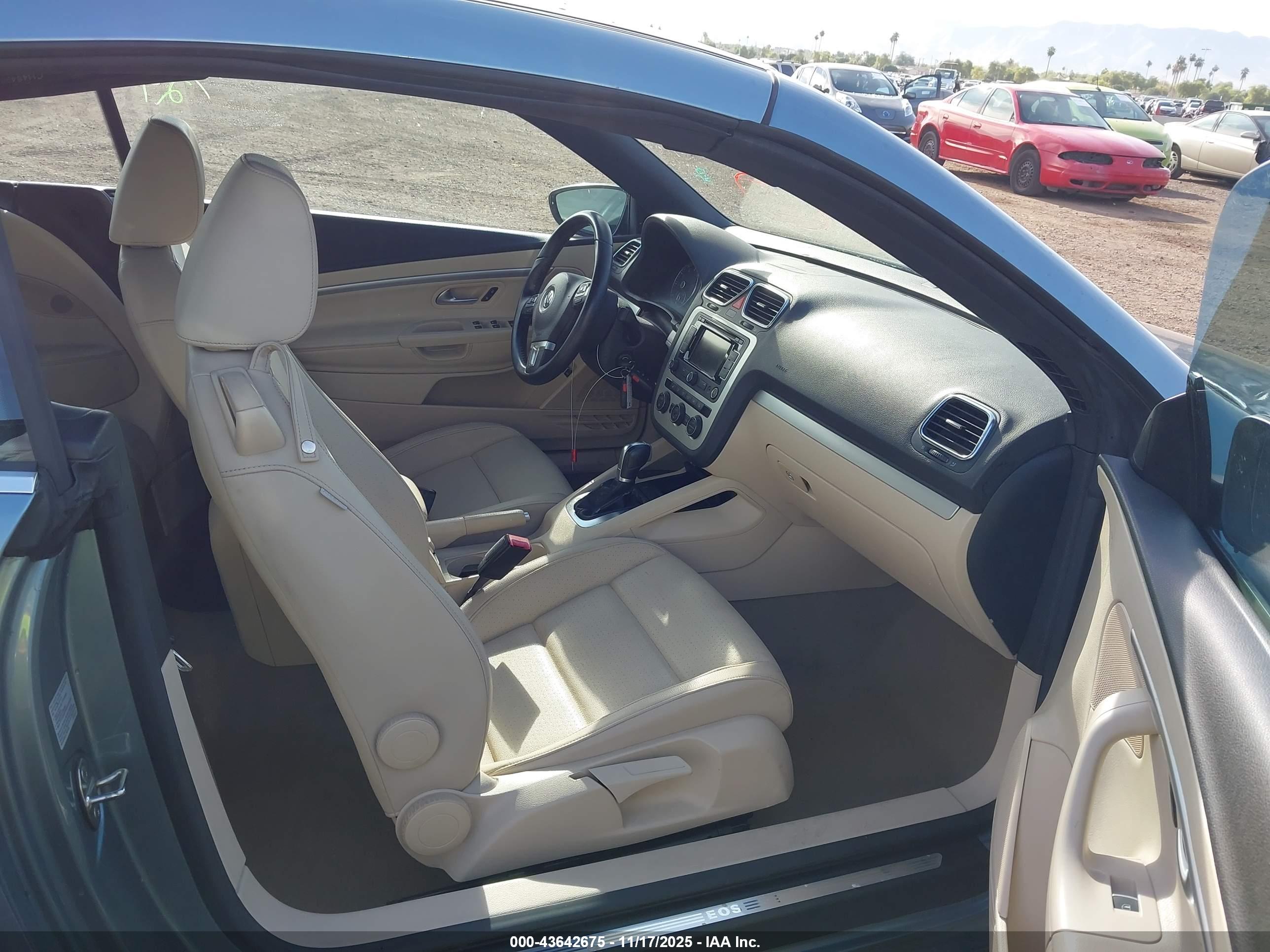 VOLKSWAGEN EOS image 5