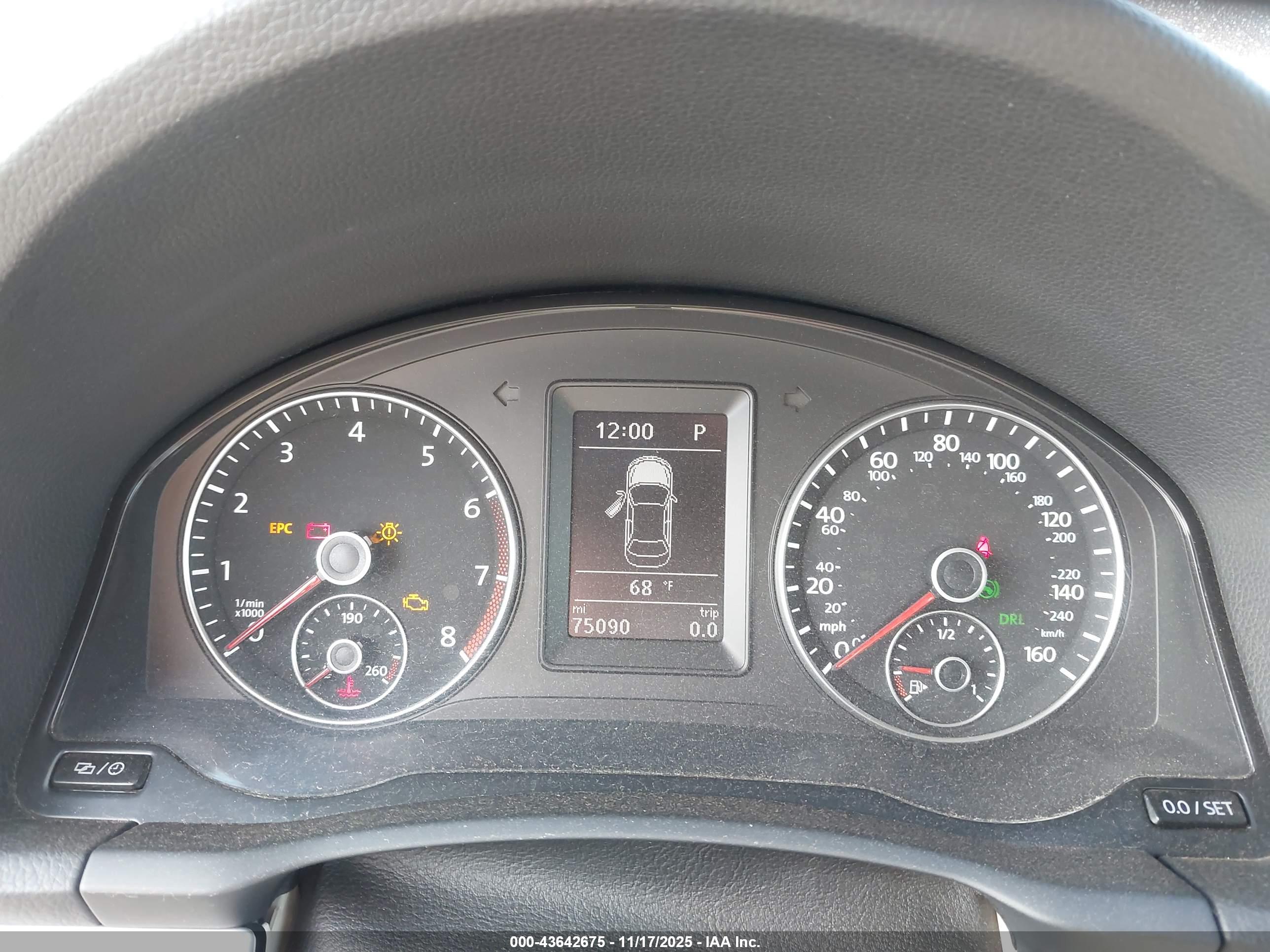 VOLKSWAGEN EOS image 7