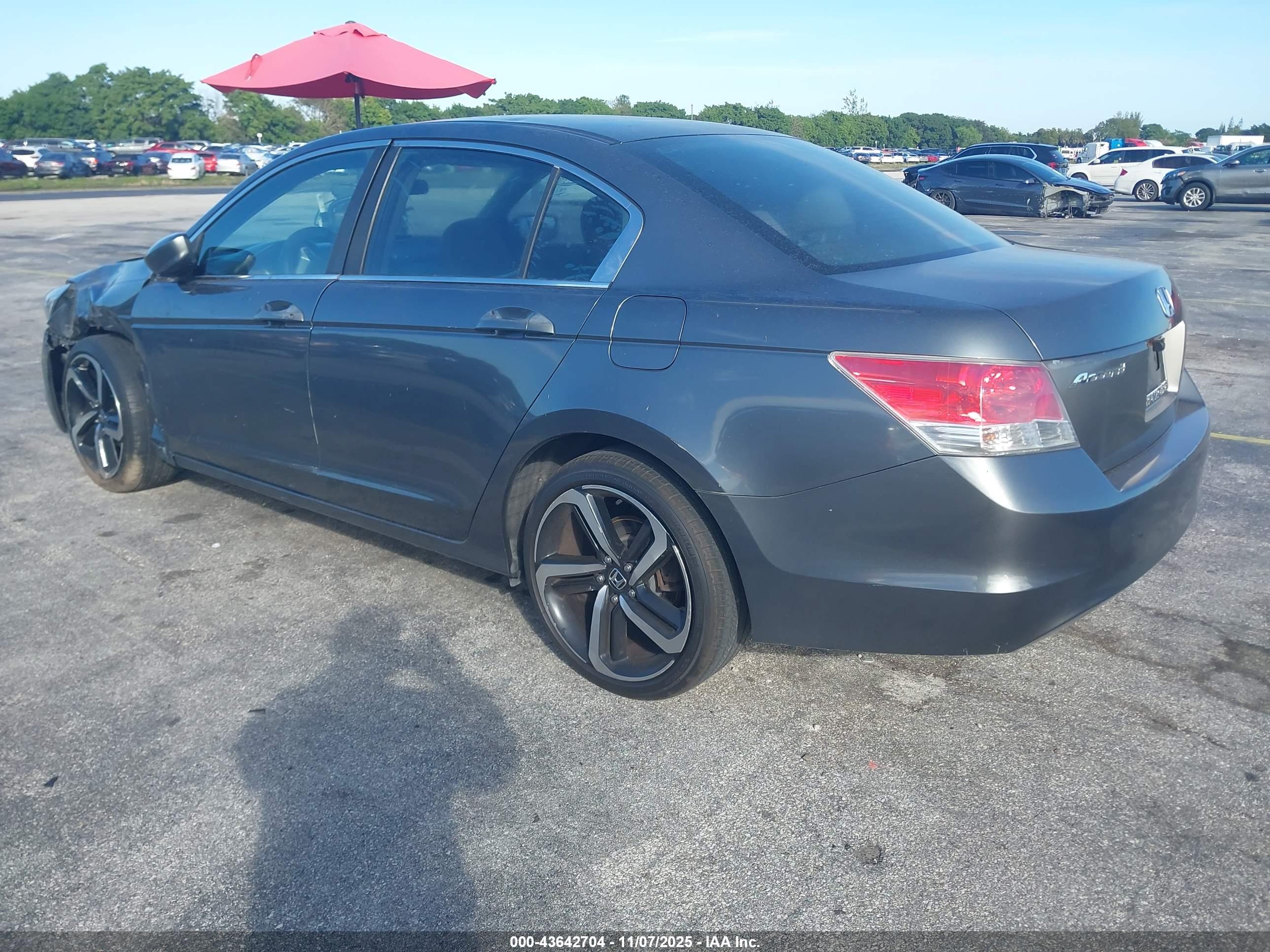 HONDA ACCORD image 3