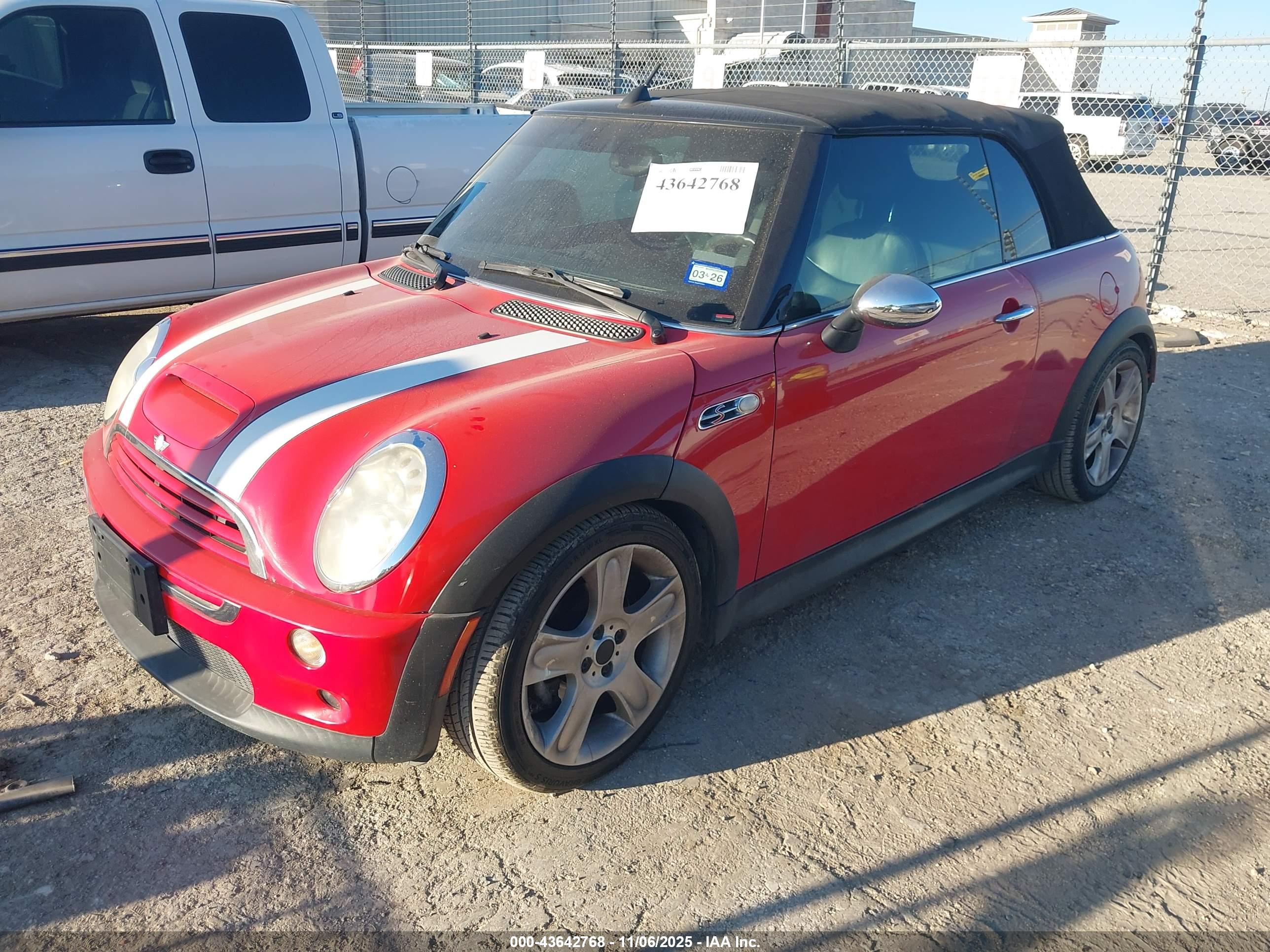 MINI COOPER image 2