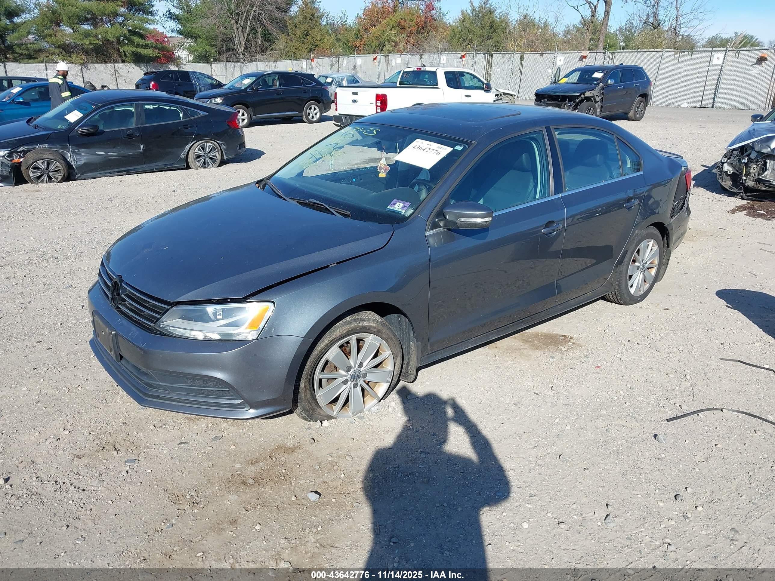 VOLKSWAGEN JETTA image 2