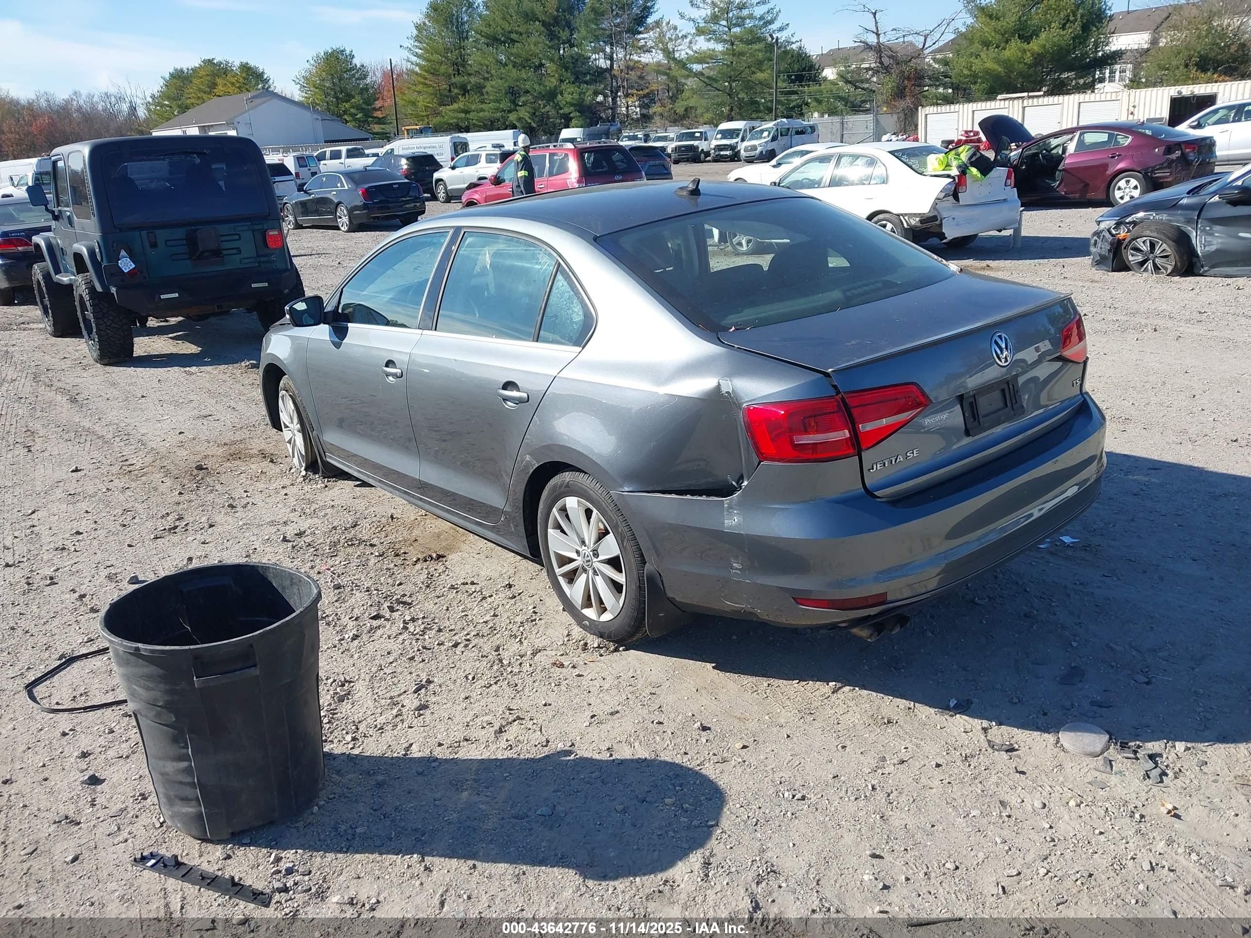 VOLKSWAGEN JETTA image 3