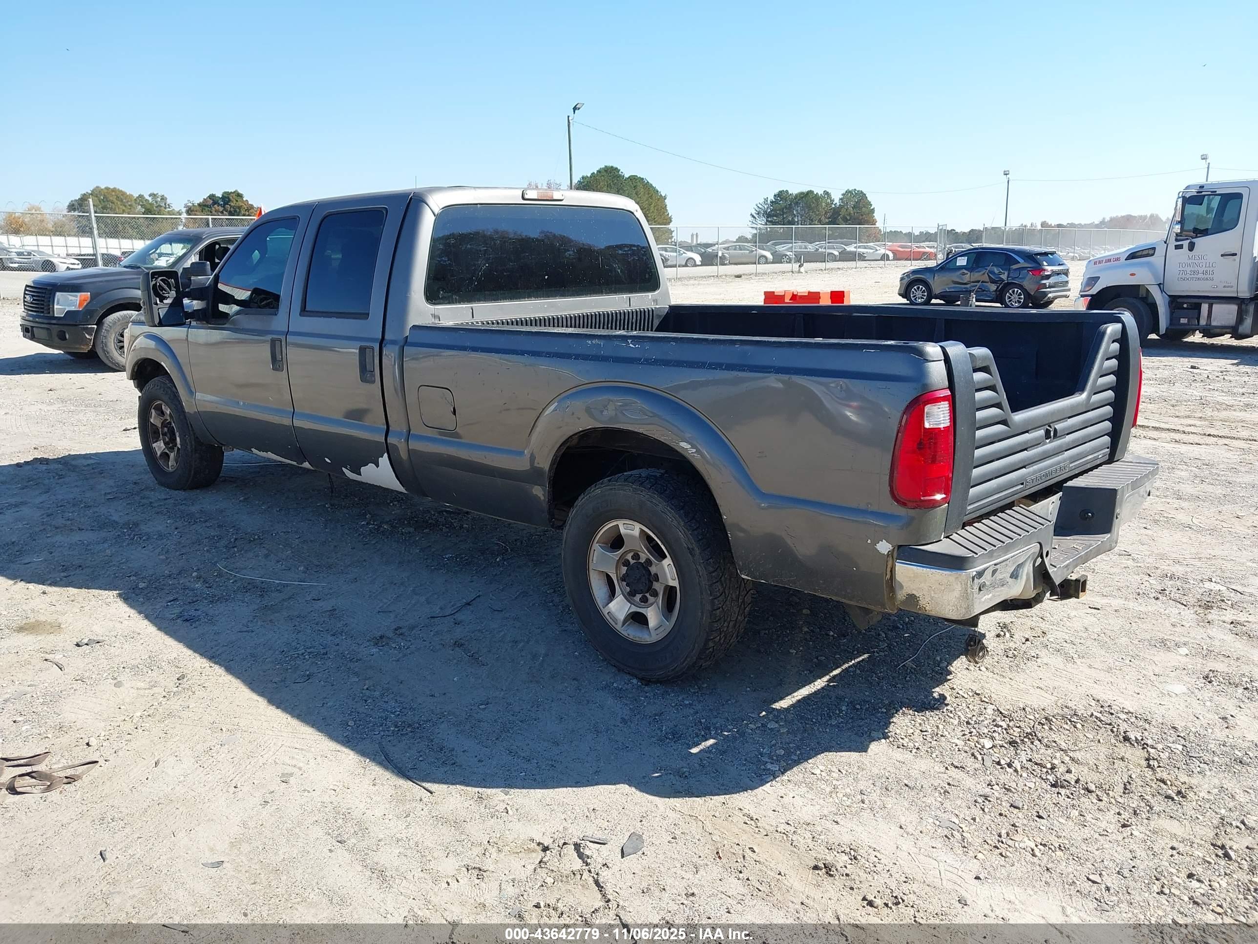 FORD F-250 image 3