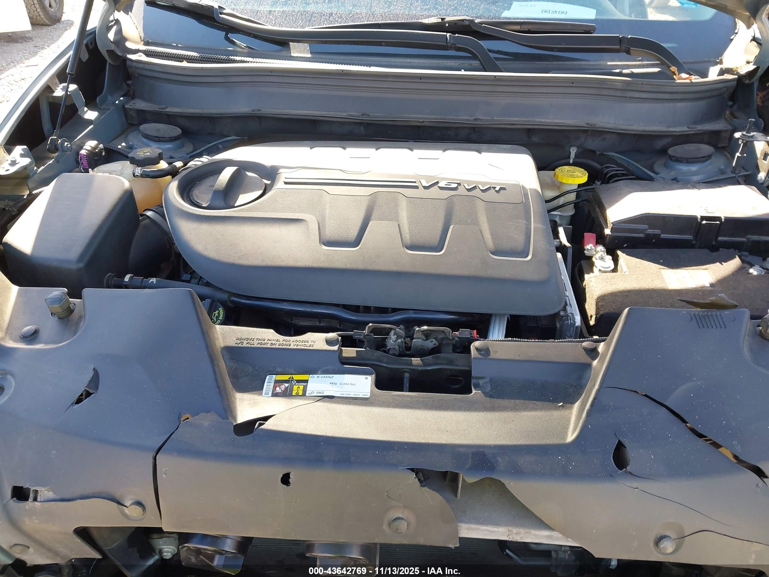 JEEP CHEROKEE image 10