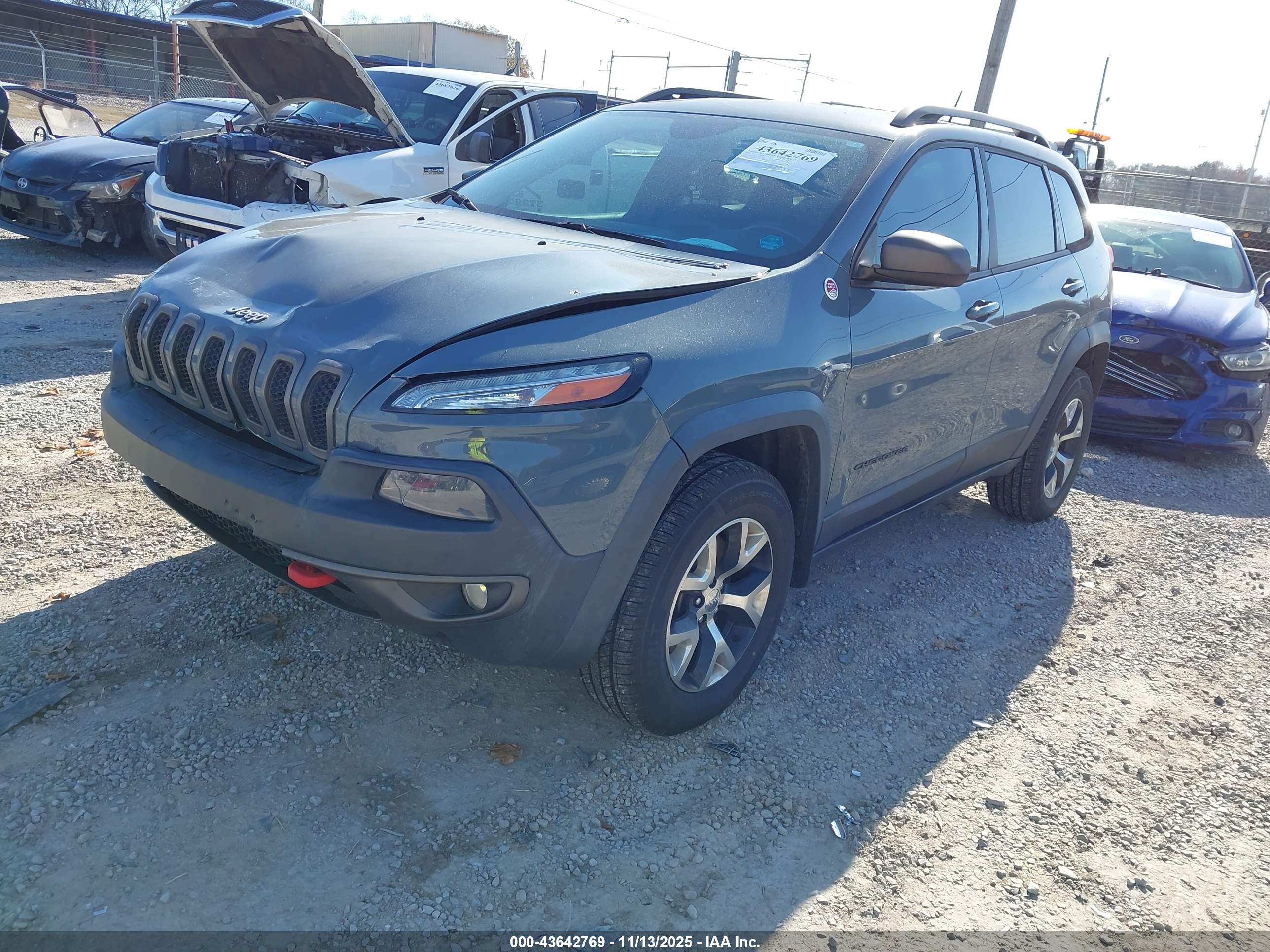 JEEP CHEROKEE image 2