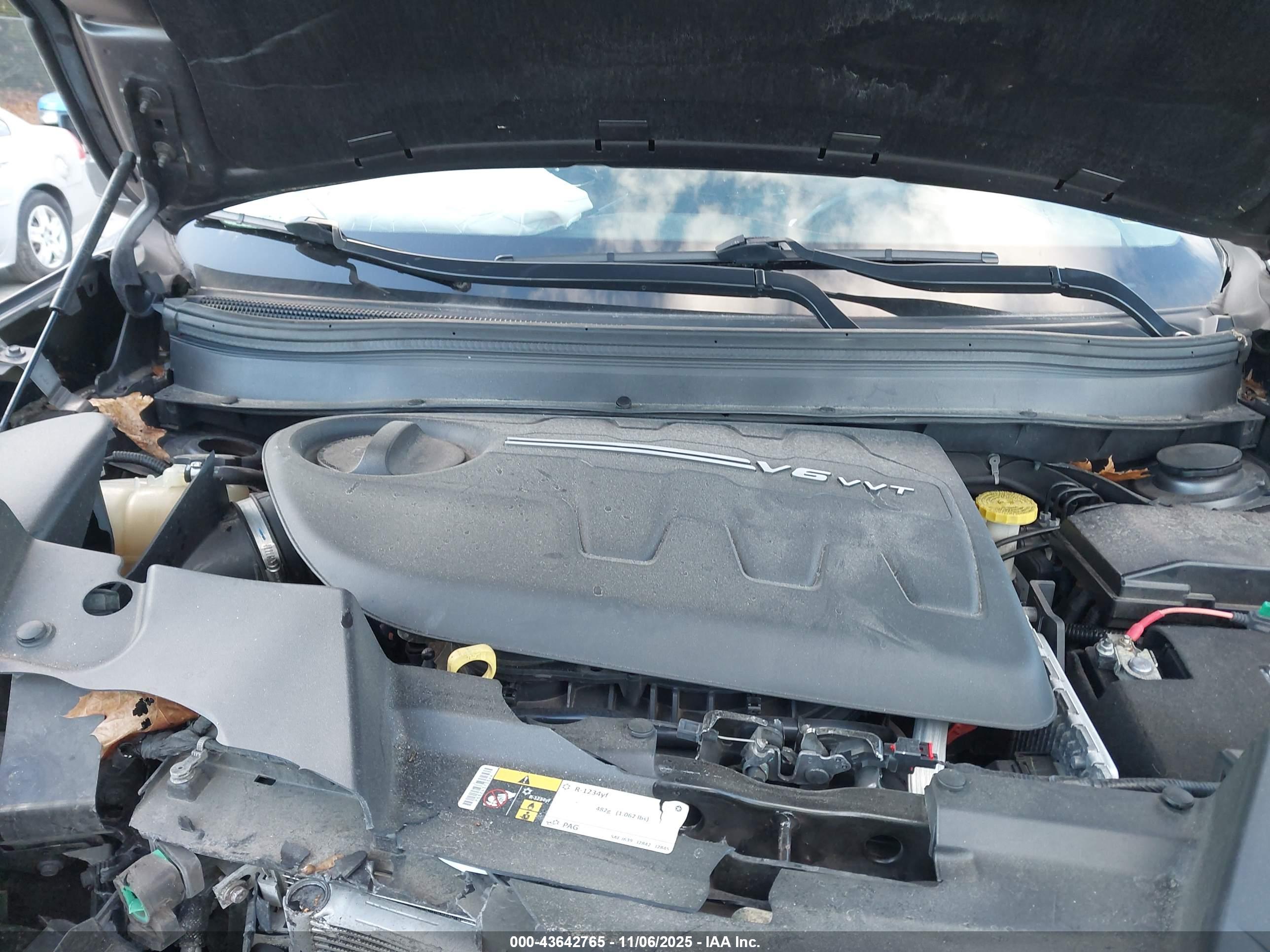JEEP CHEROKEE image 10