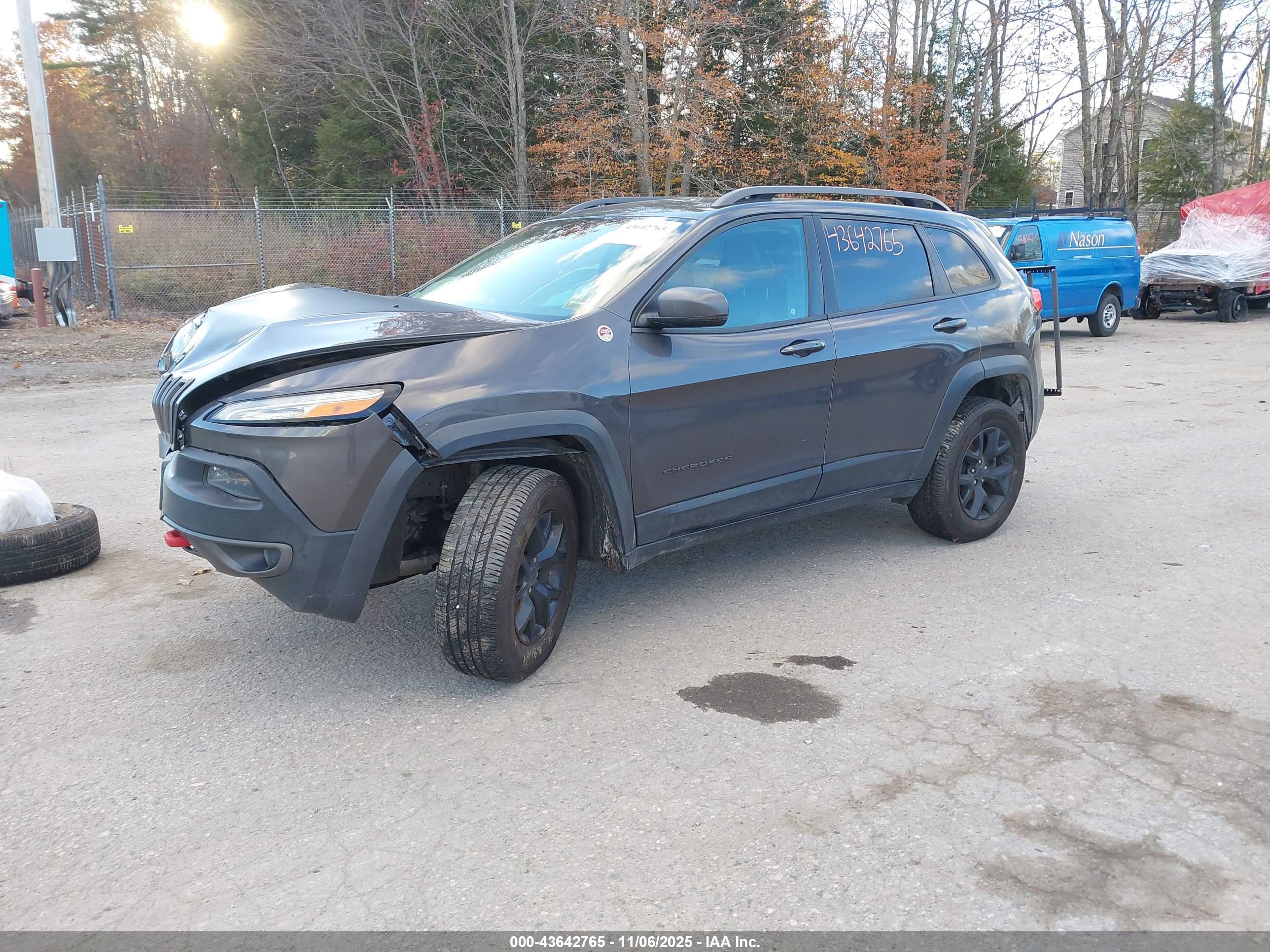 JEEP CHEROKEE image 2
