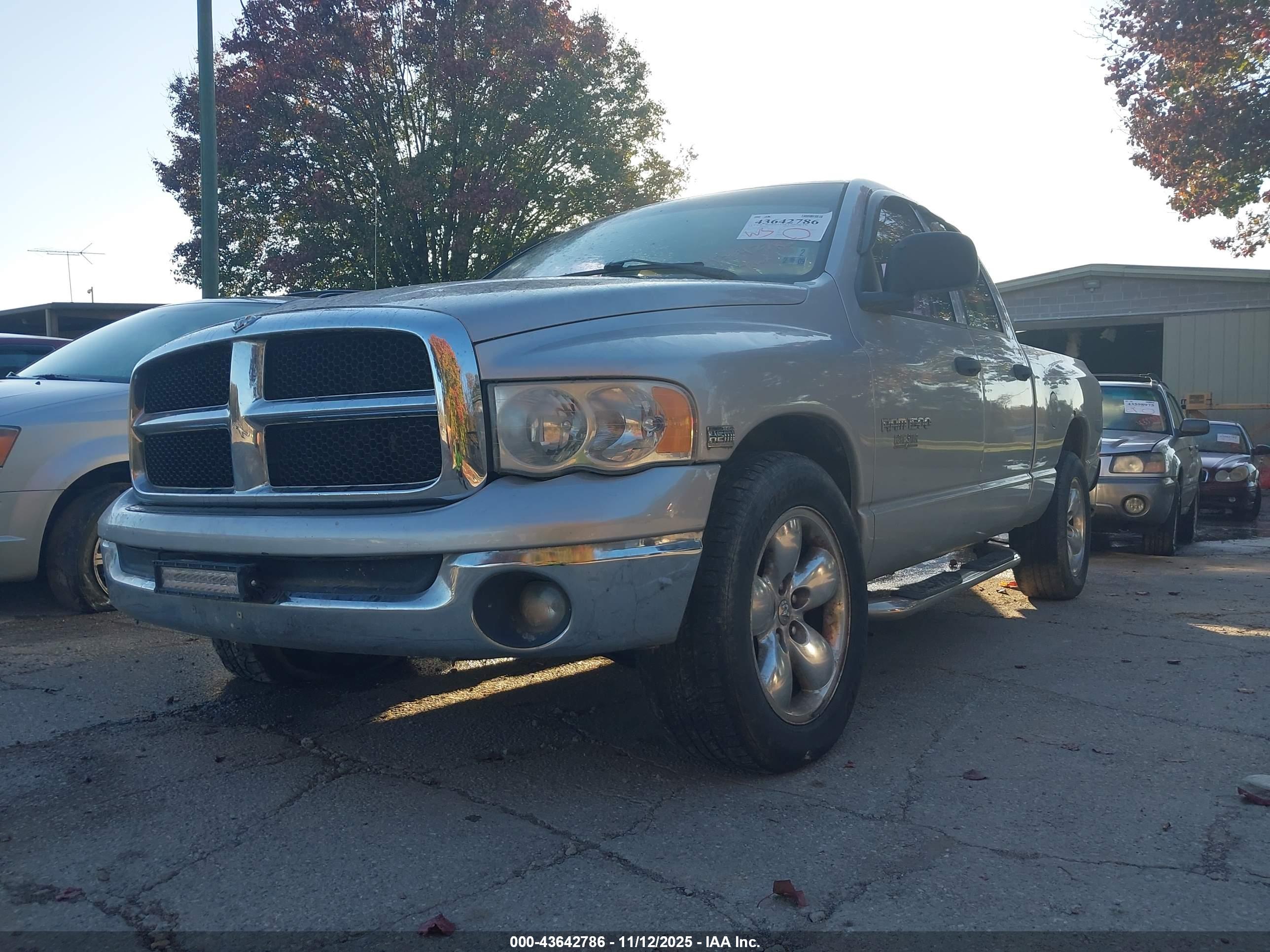 DODGE RAM image 2
