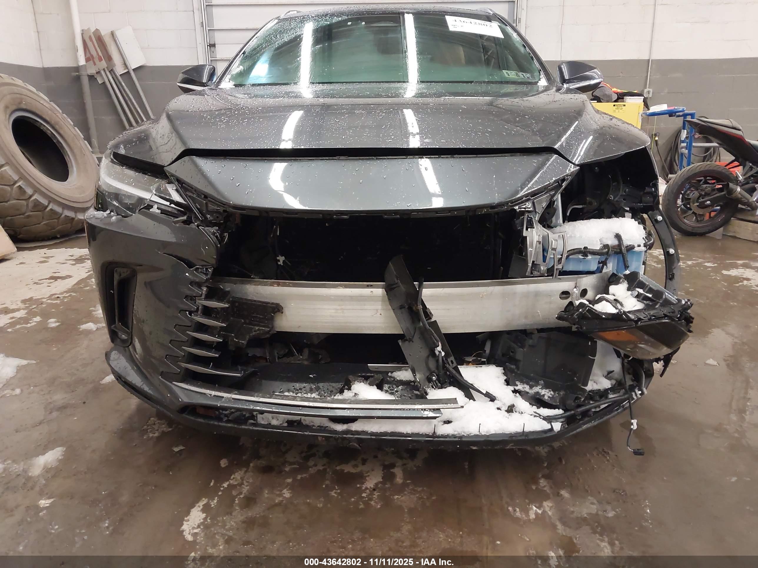 LEXUS RX image 6