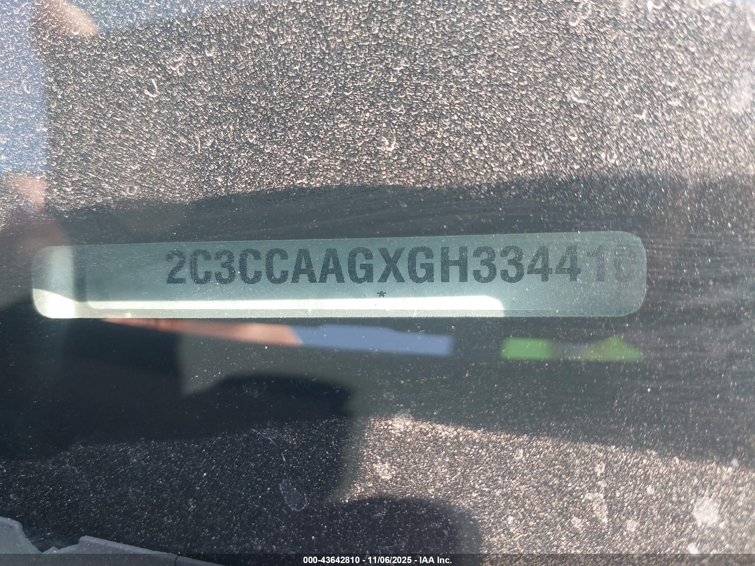 CHRYSLER 300 image 9
