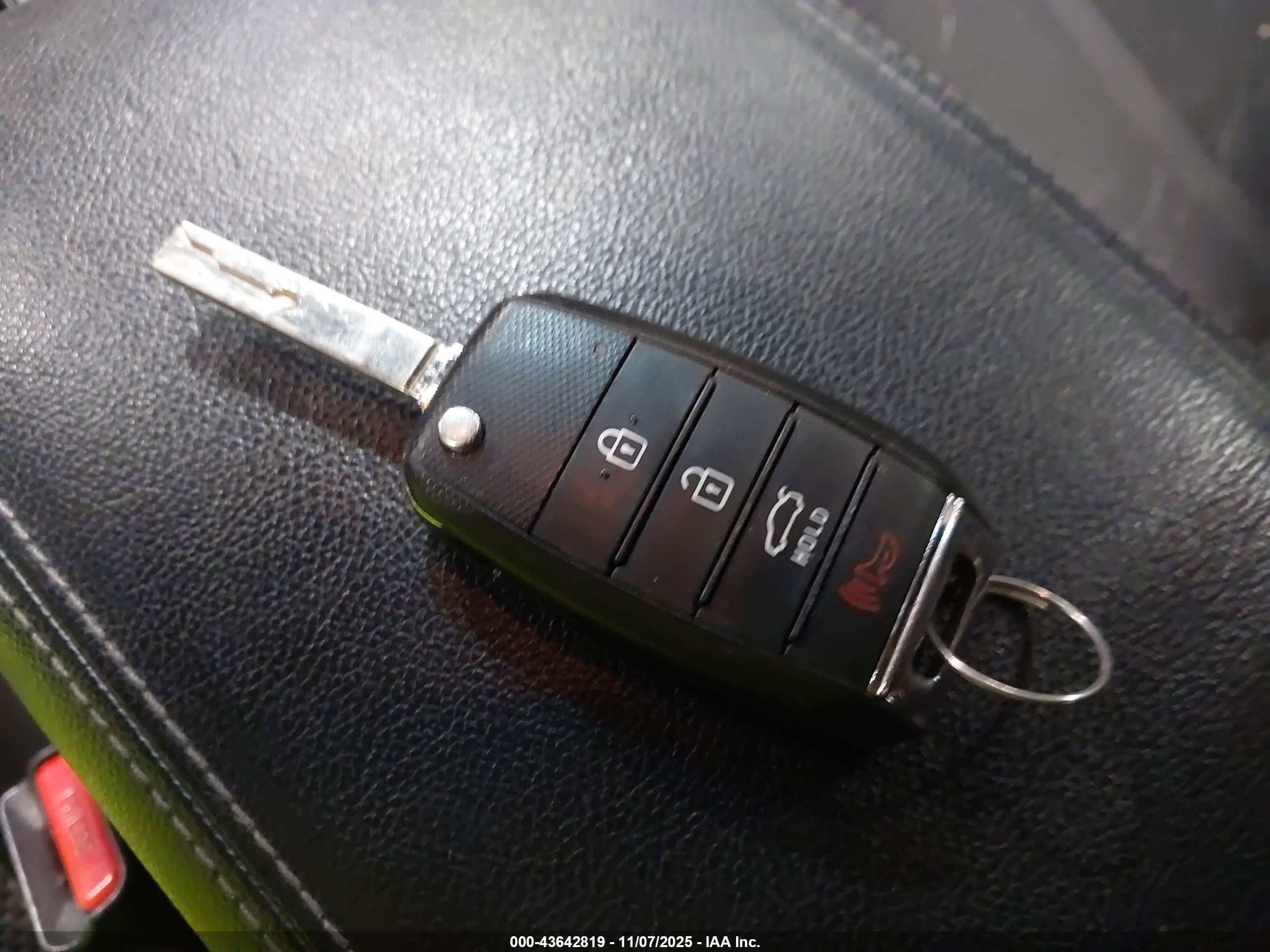 KIA OPTIMA image 11