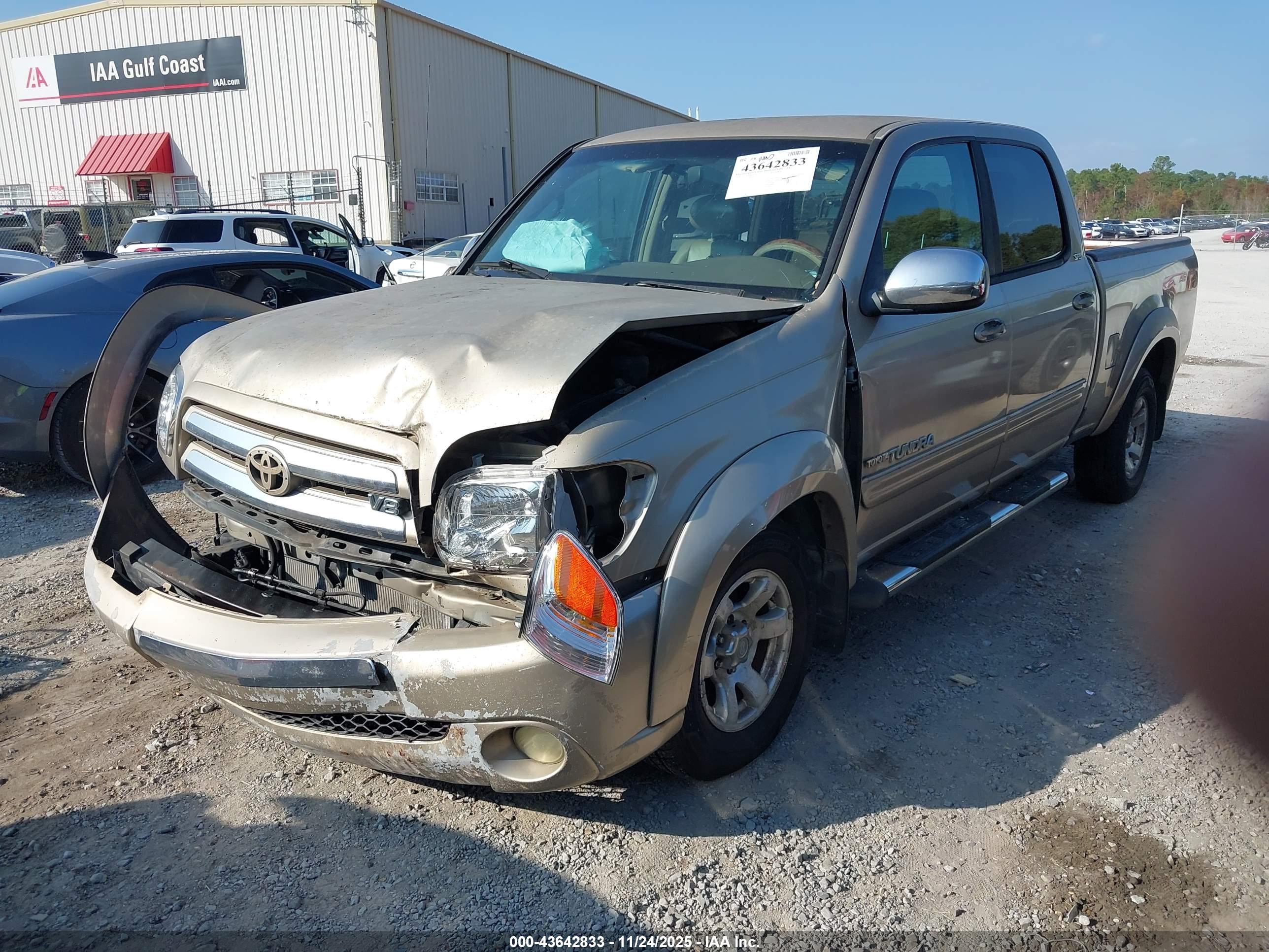 TOYOTA TUNDRA image 2