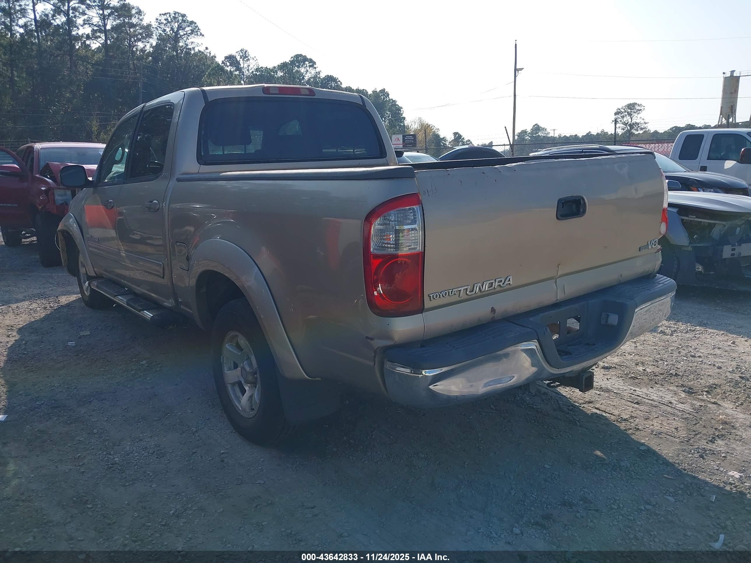TOYOTA TUNDRA image 3