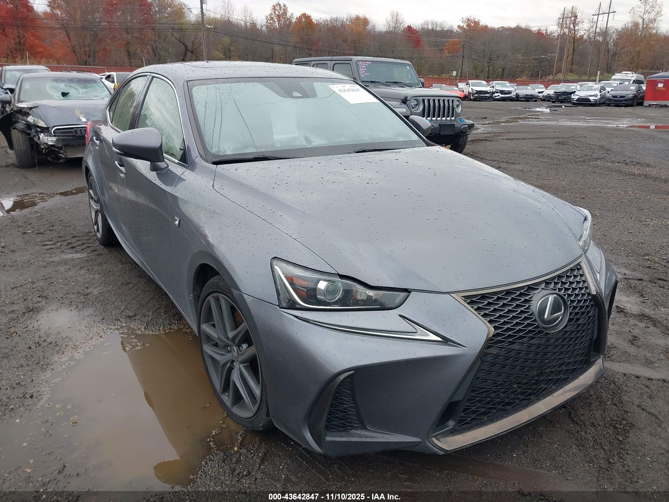 LEXUS IS image 6