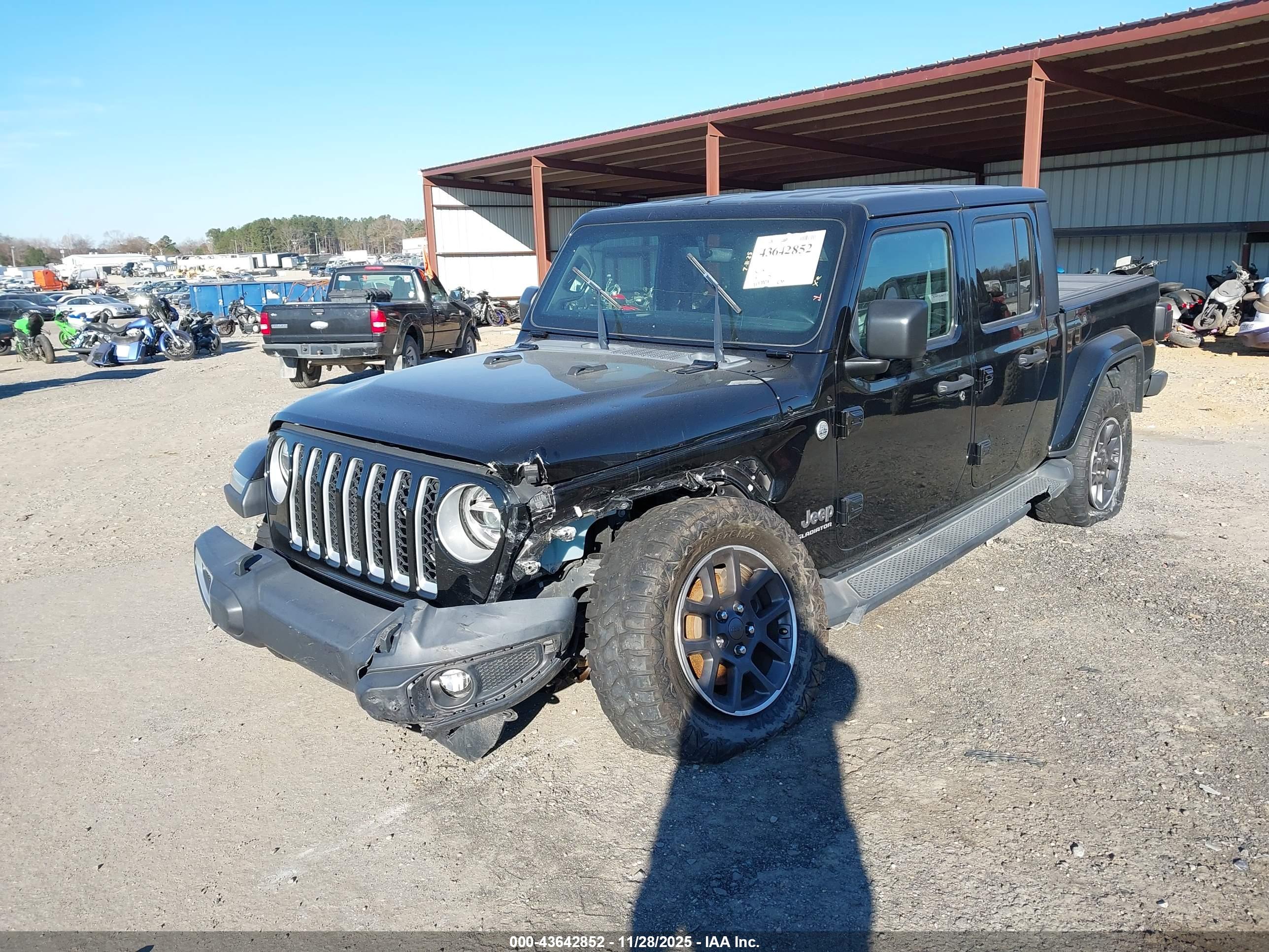 JEEP GLADIATOR image 2