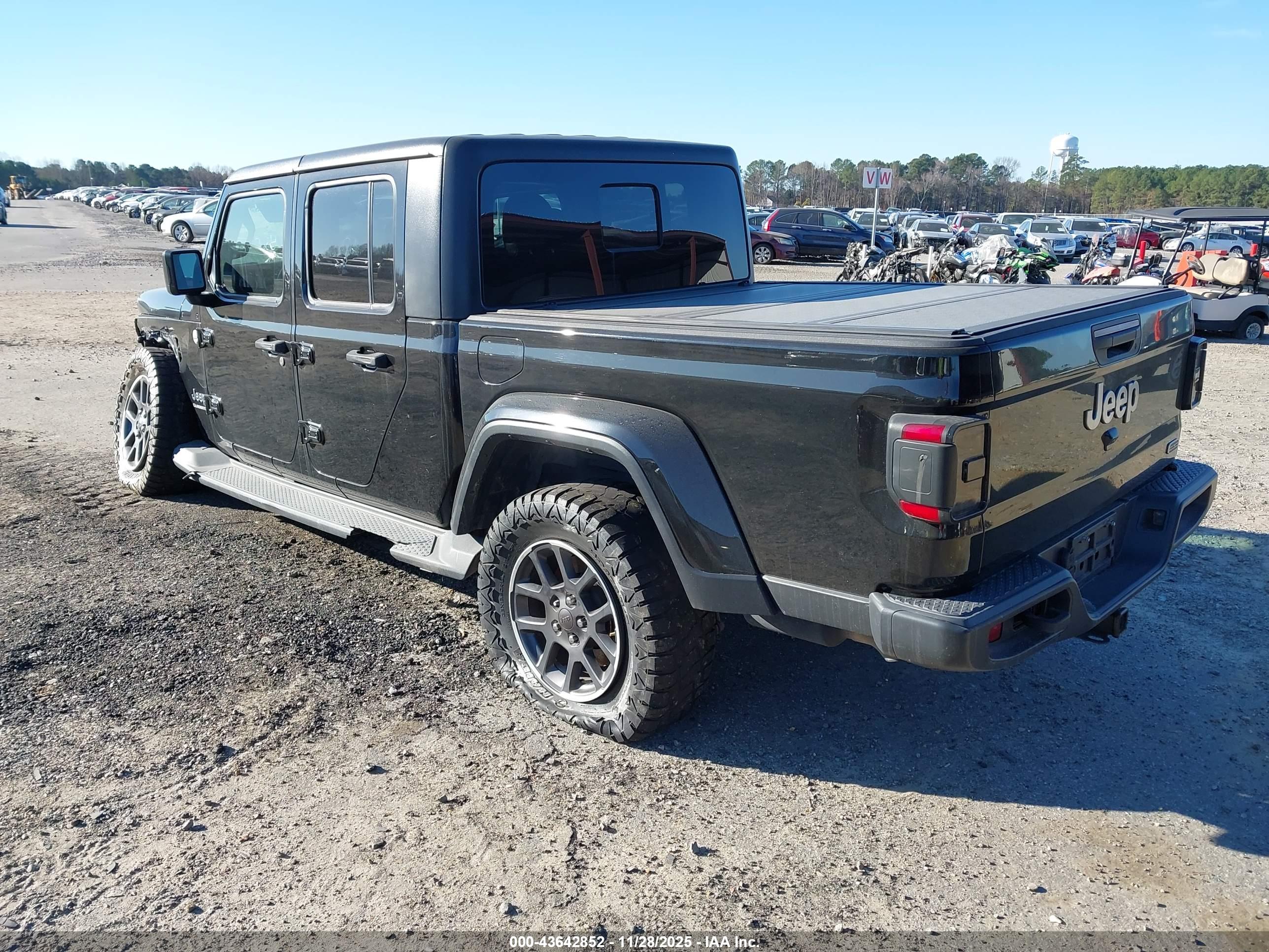 JEEP GLADIATOR image 3