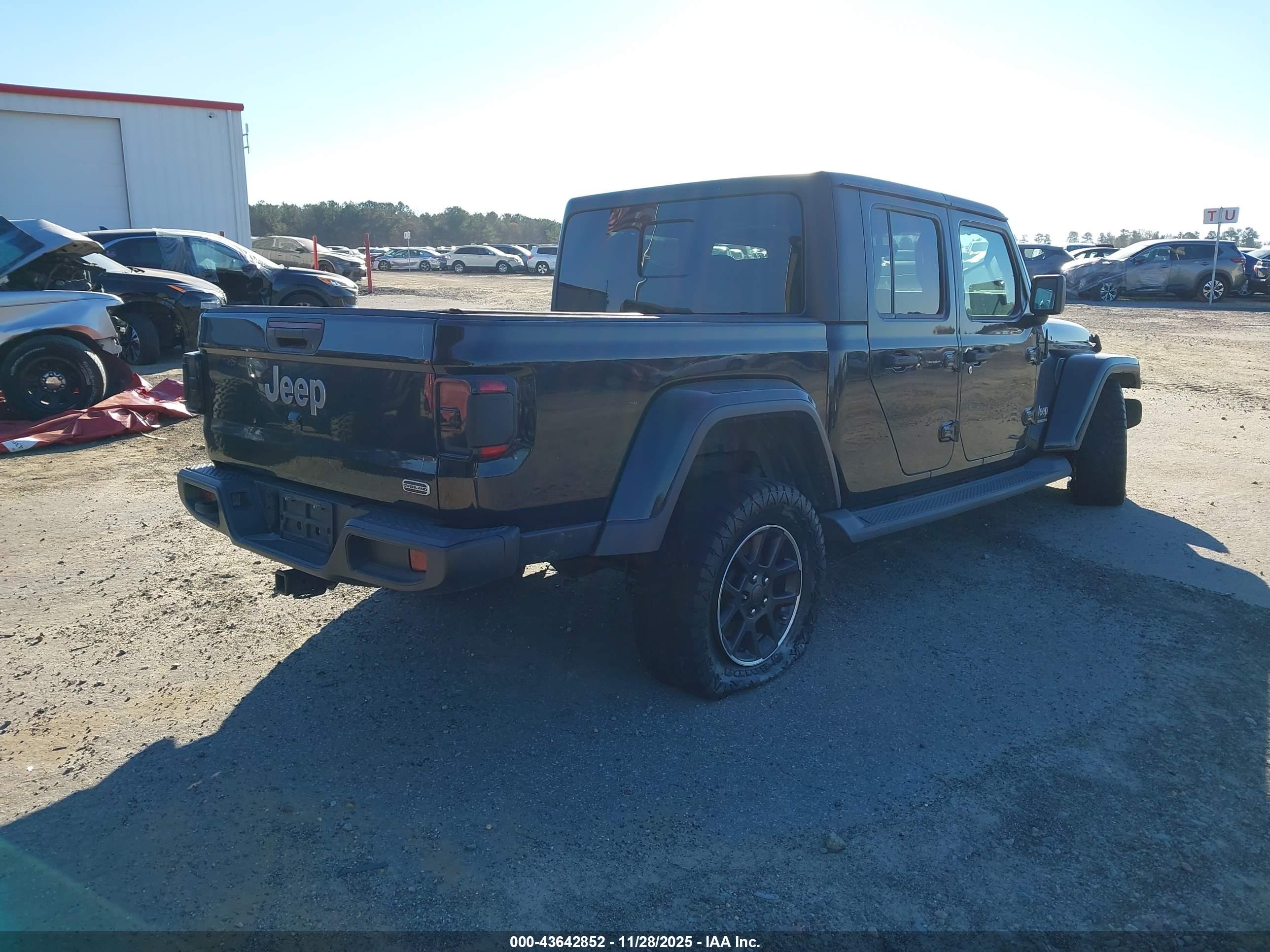 JEEP GLADIATOR image 4
