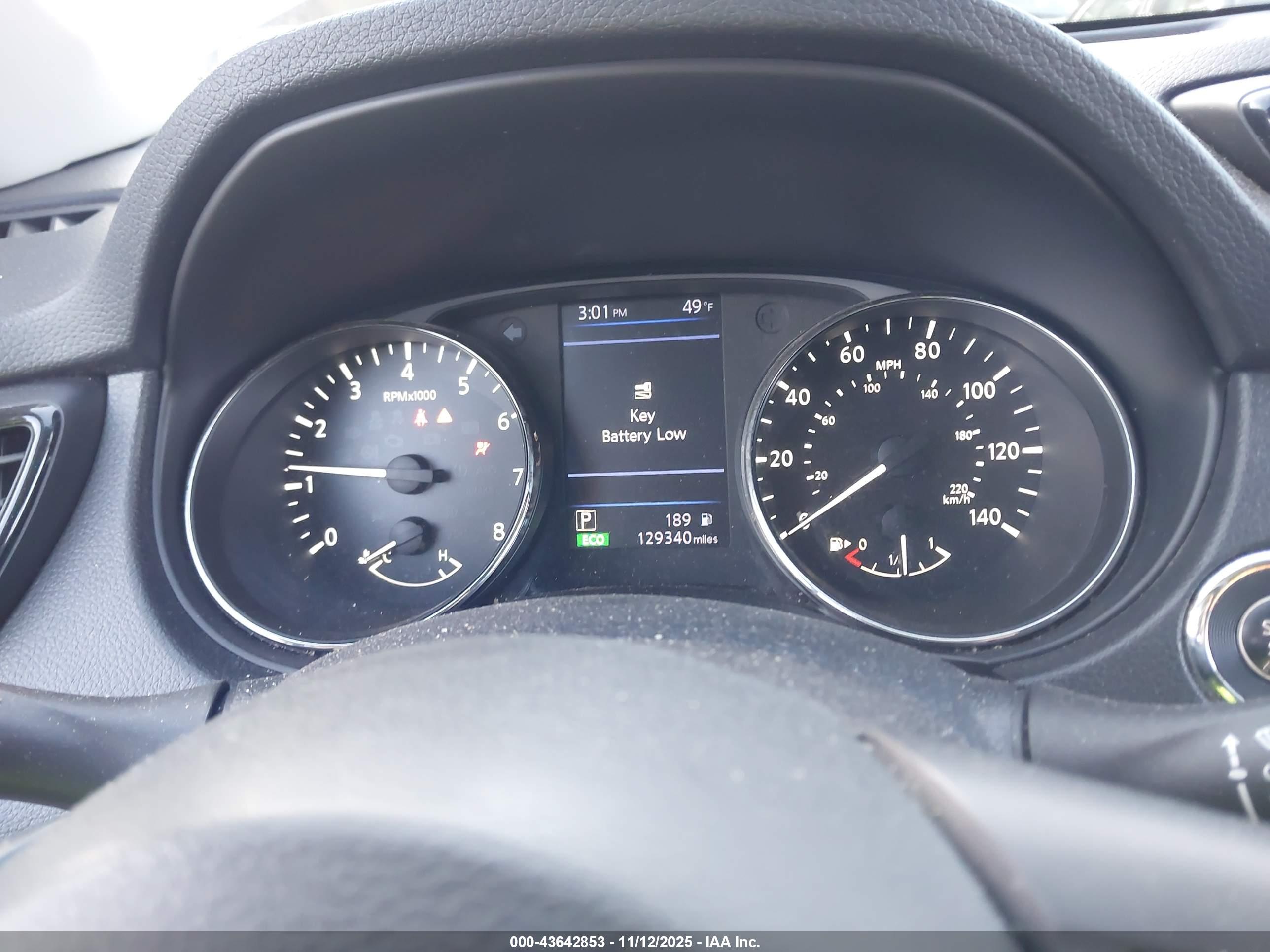 NISSAN ROGUE image 7