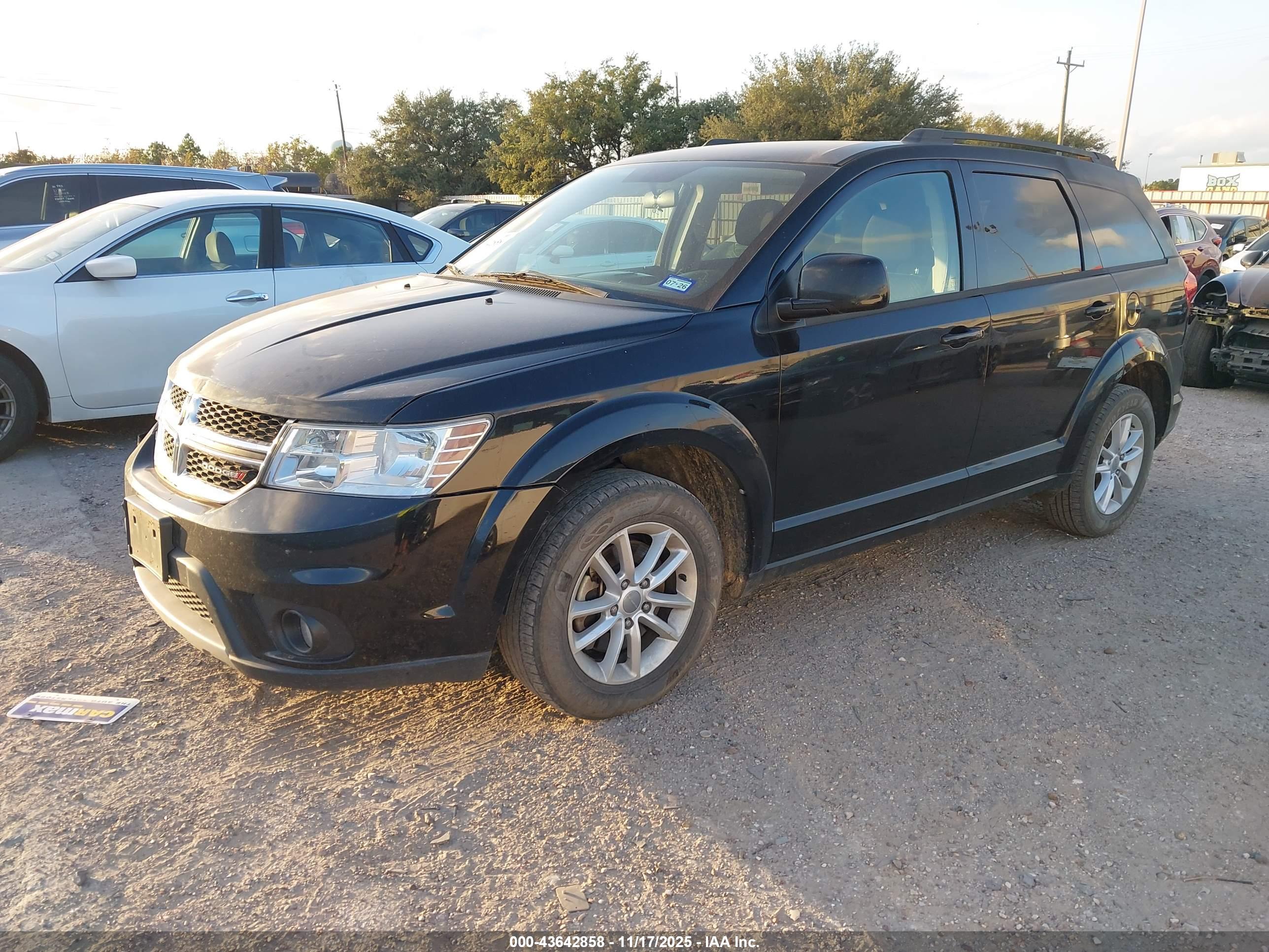 DODGE JOURNEY image 2