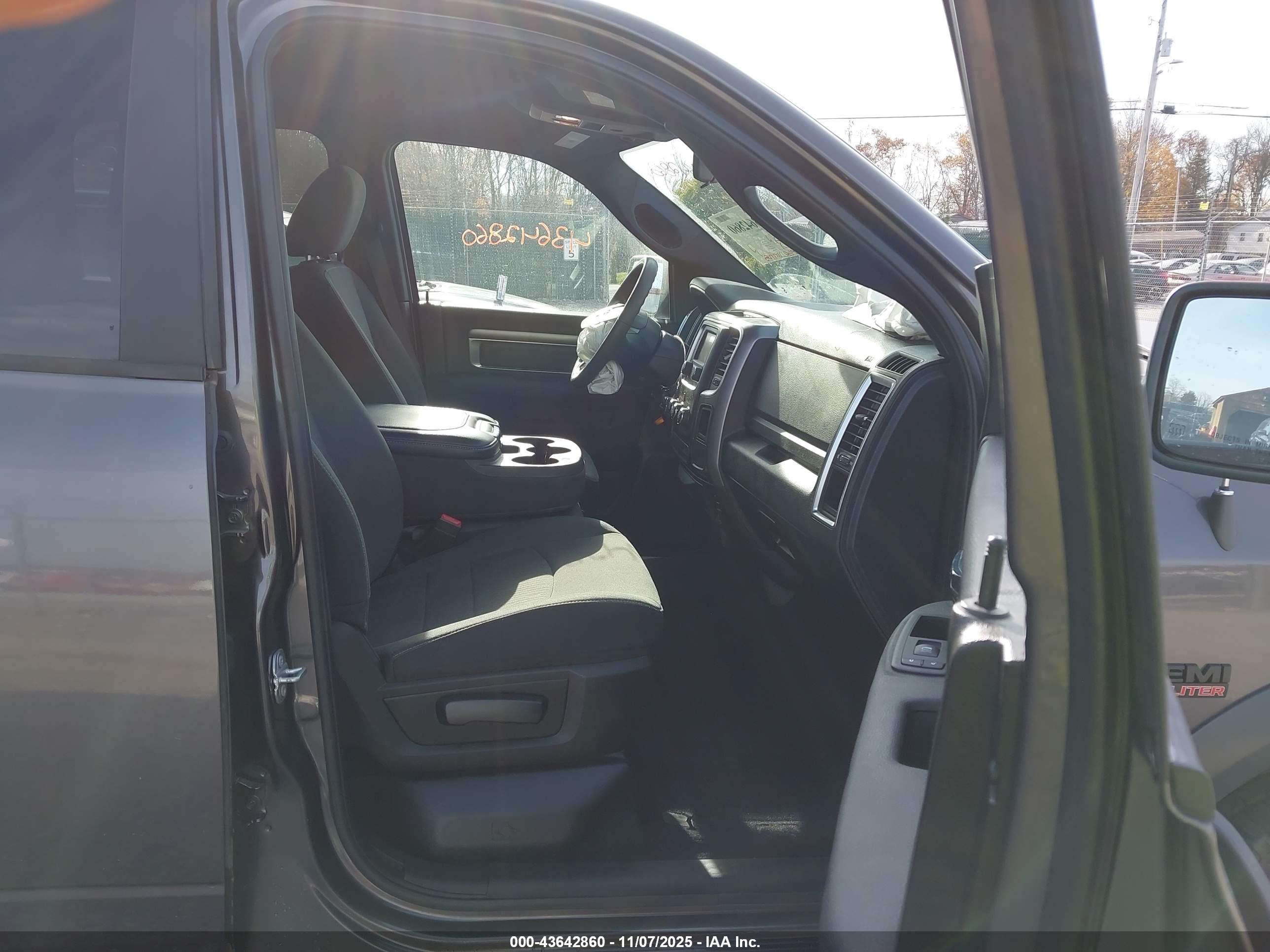 RAM 1500 image 5