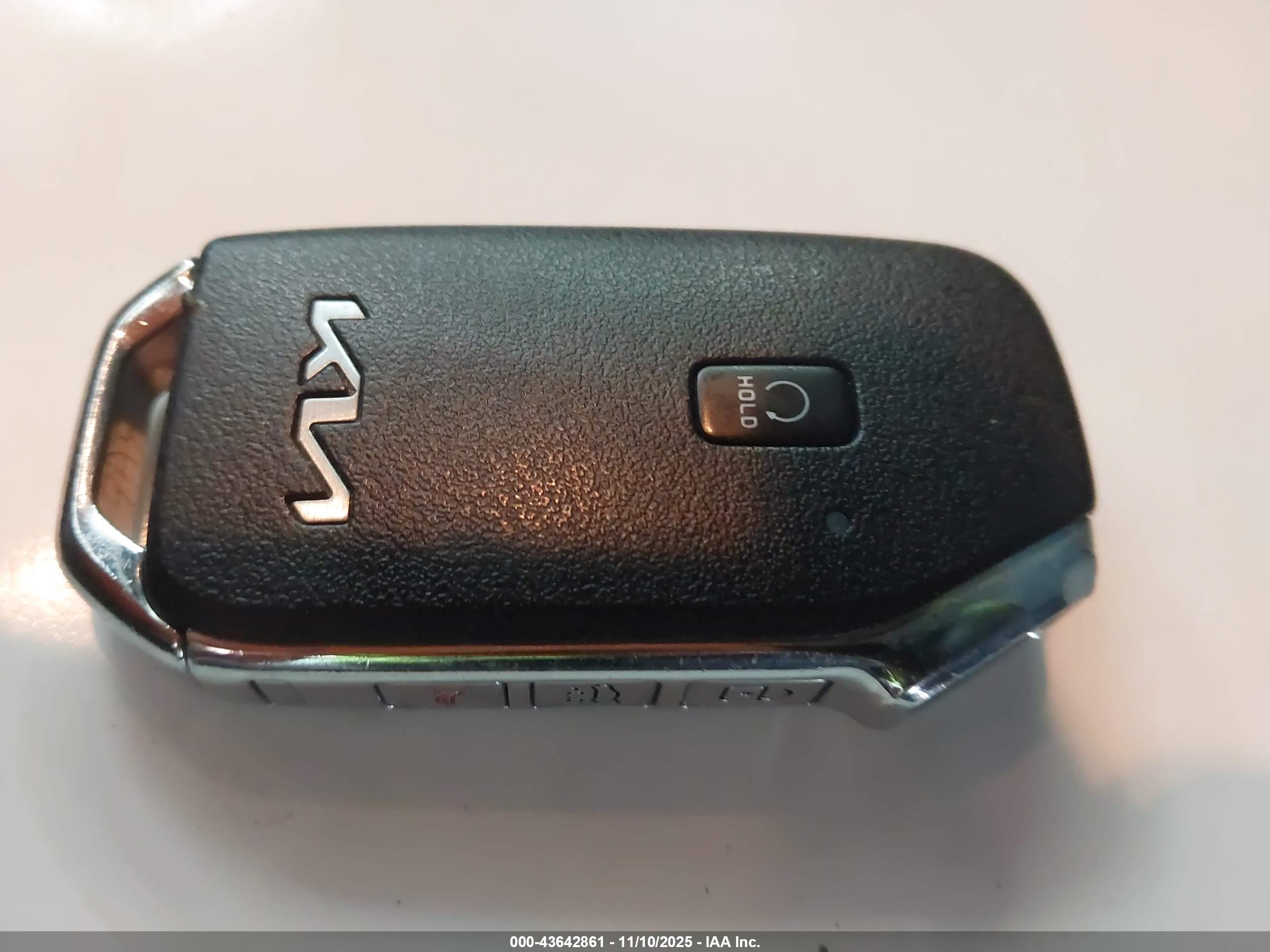 KIA K5 image 11