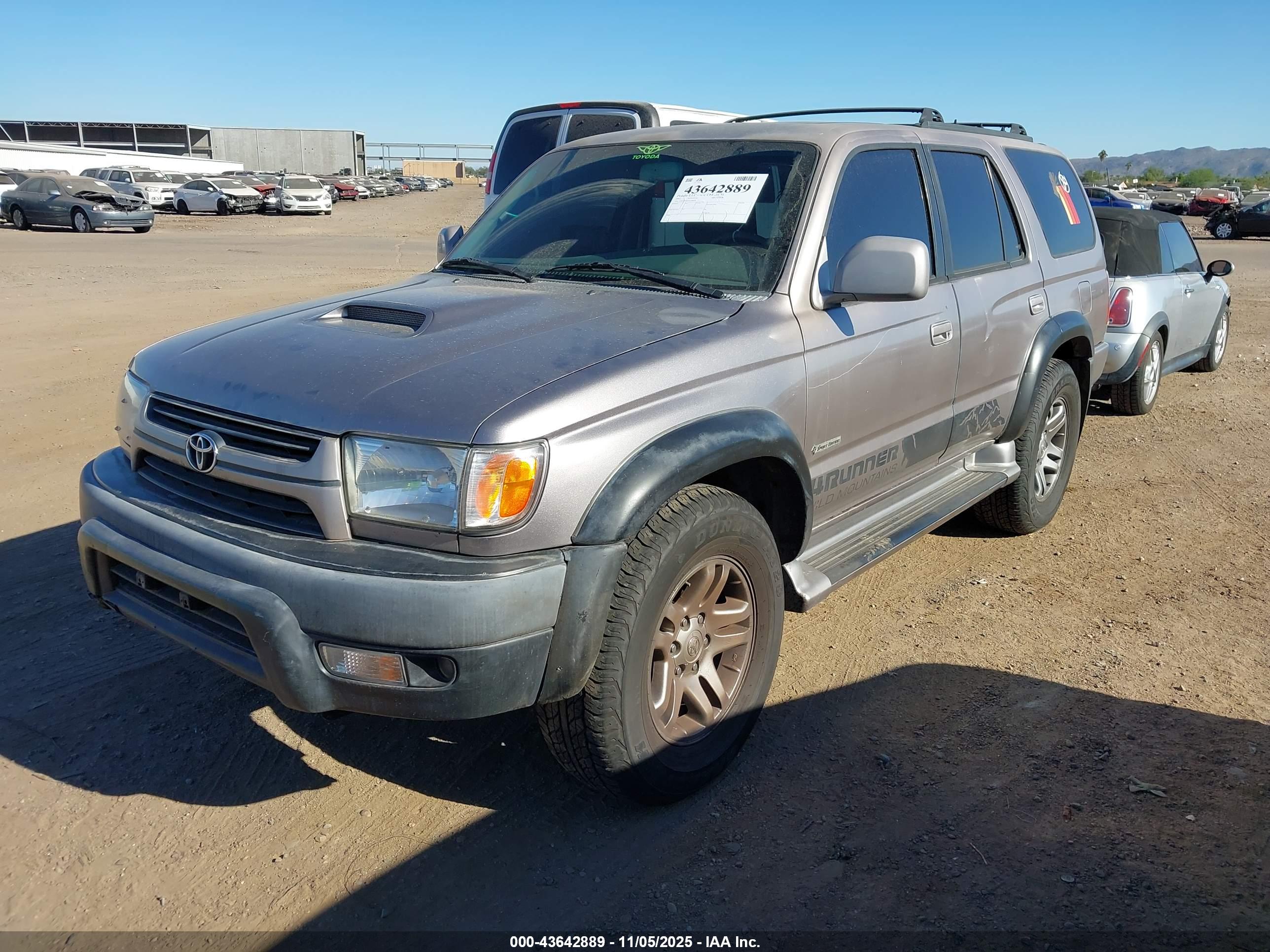 TOYOTA 4RUNNER image 2