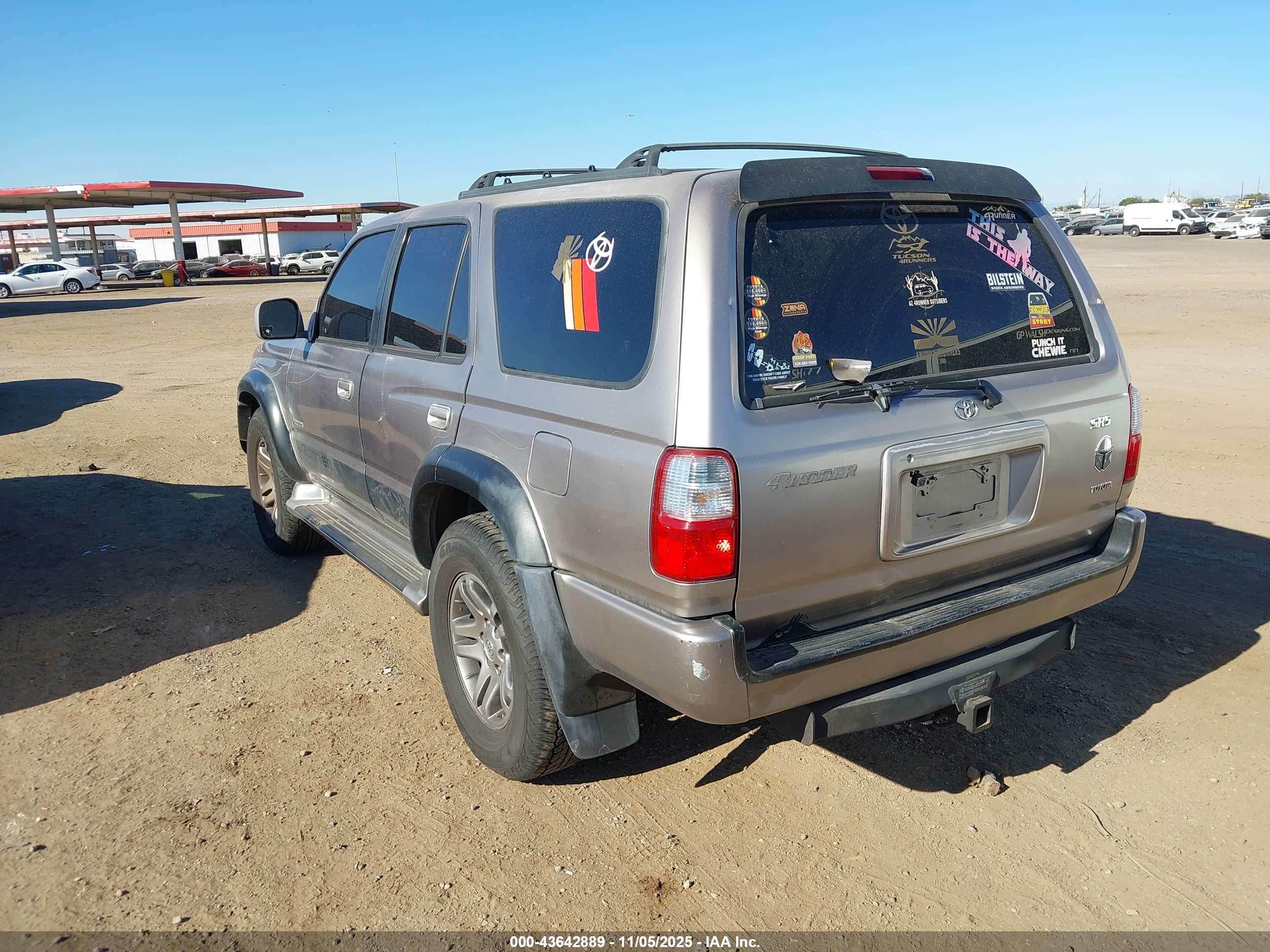 TOYOTA 4RUNNER image 3