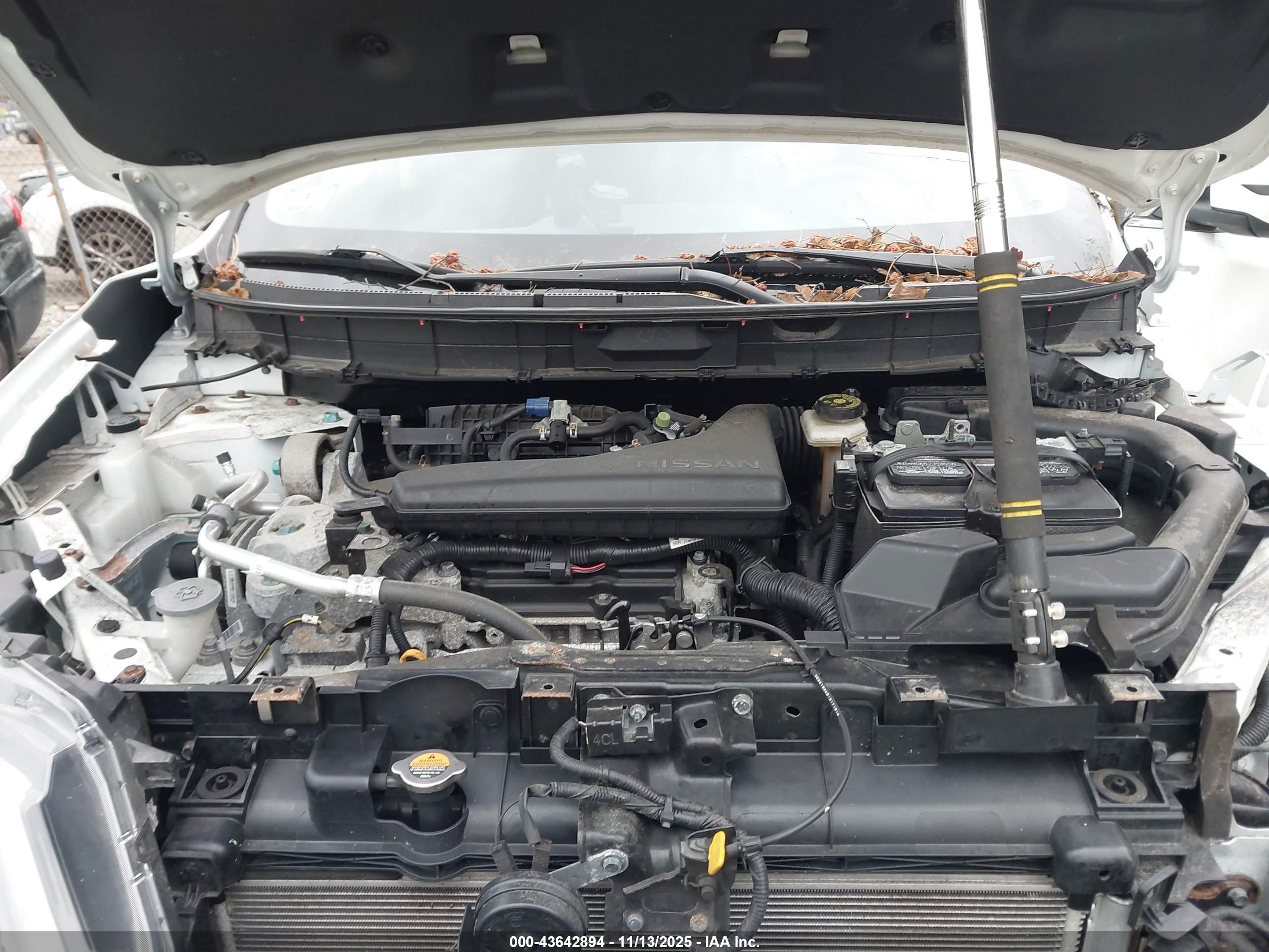 NISSAN ROGUE image 10