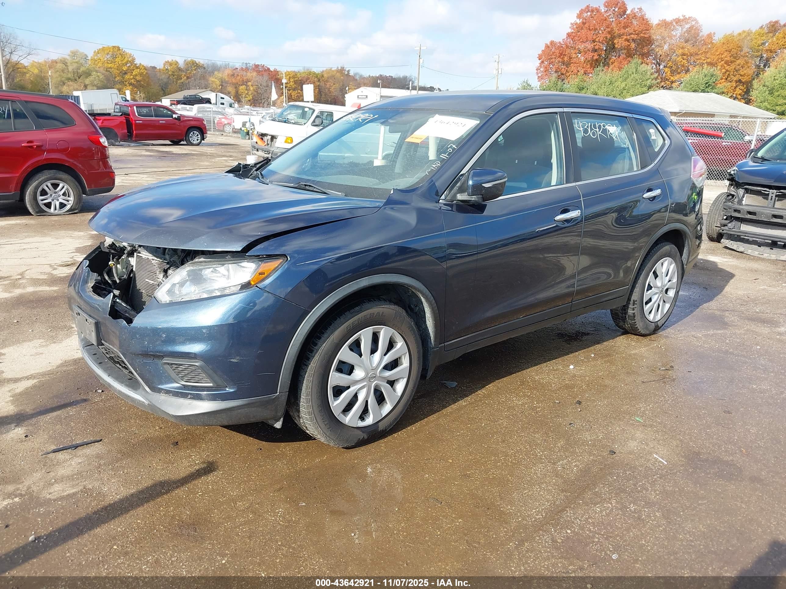 NISSAN ROGUE image 2